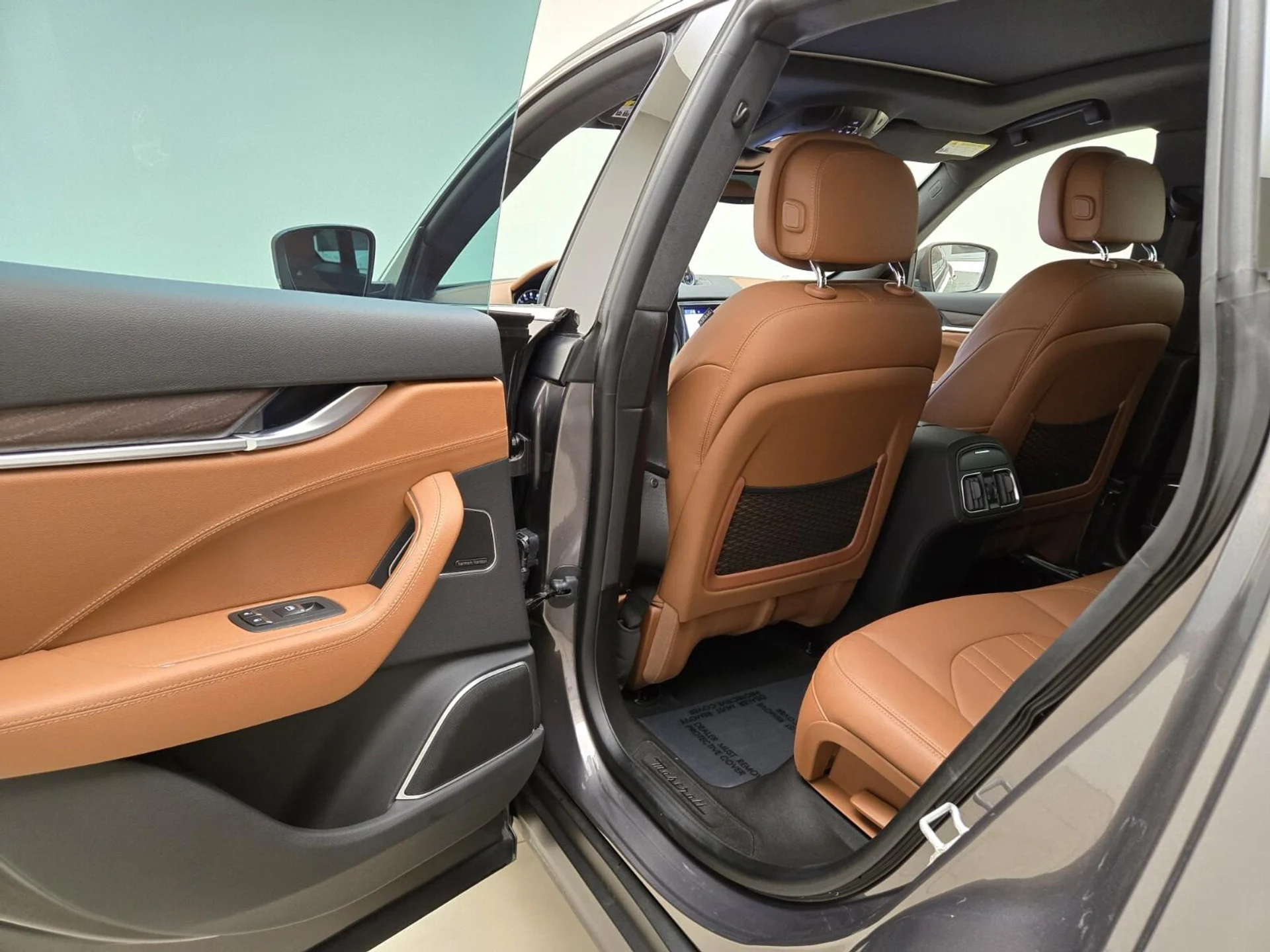 mph017_2067967311_Used_2022_Maserati_Levante_GT_1768891504_63f45984c0