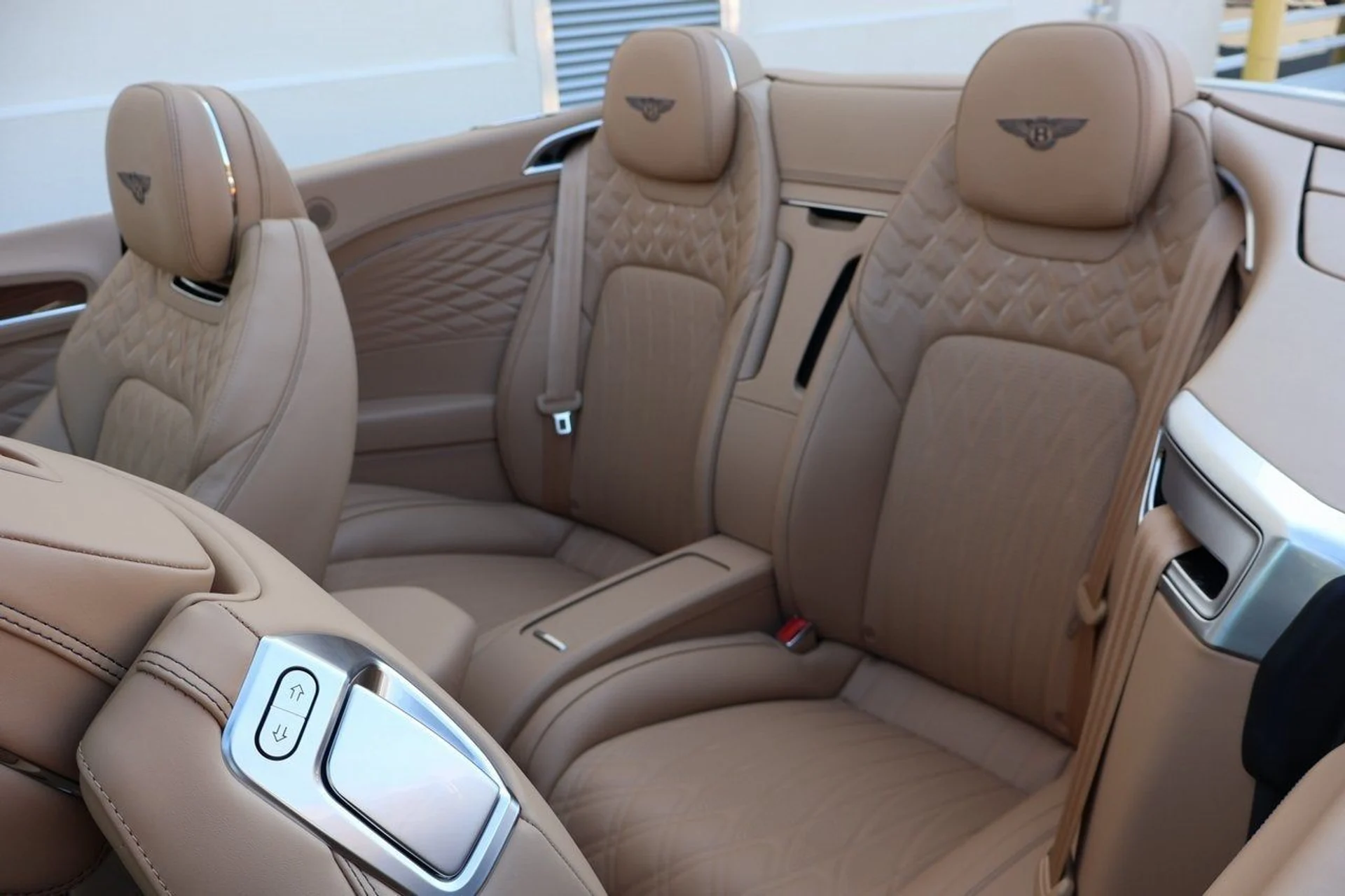 mph017_2069905428_18_415439eea4