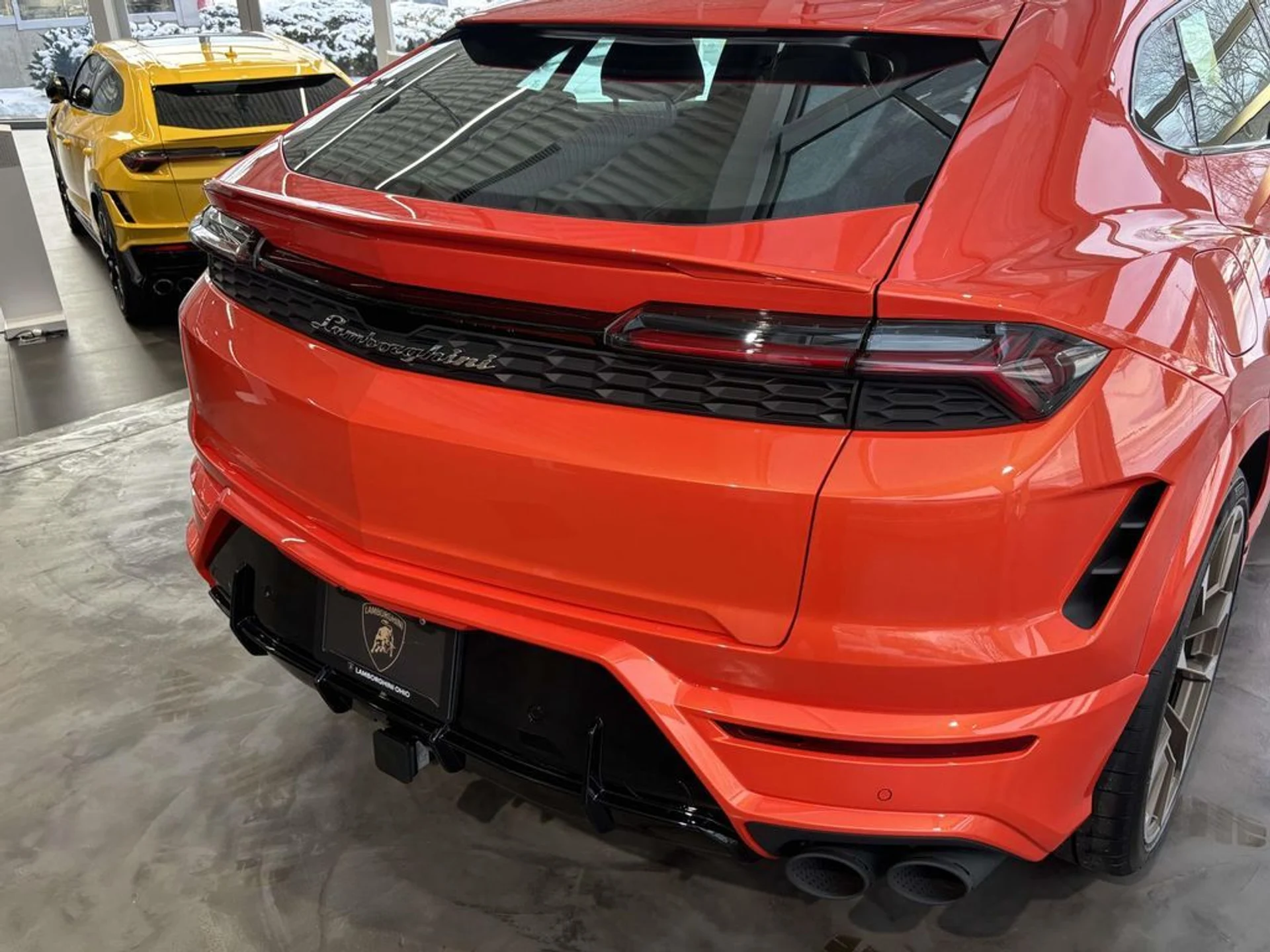 mph017_2075829437_935575a27e12704b405b63e773b2a93ax_6a29cf5d52