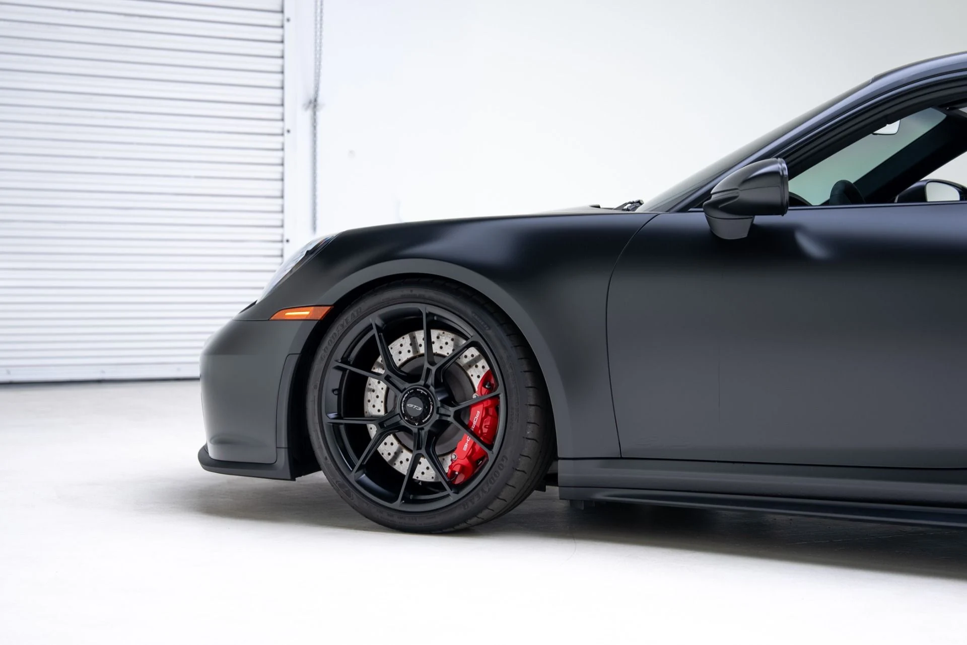 mph017_209538325_Used_2022_Porsche_911_GT_3_1769108118_354c801025