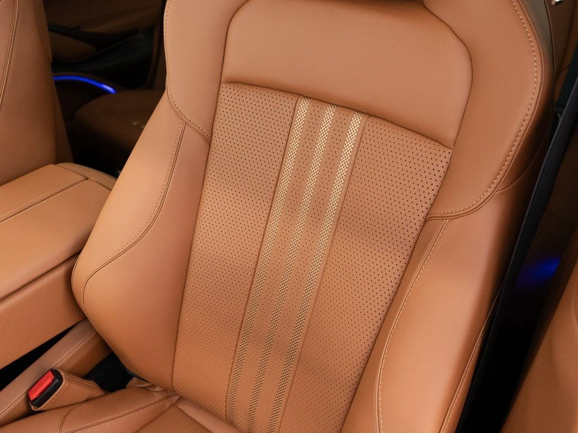 mph017_2102116609_a0ddefc8ddb425e3dfa5fc919aa2aa94_92f70d20e5