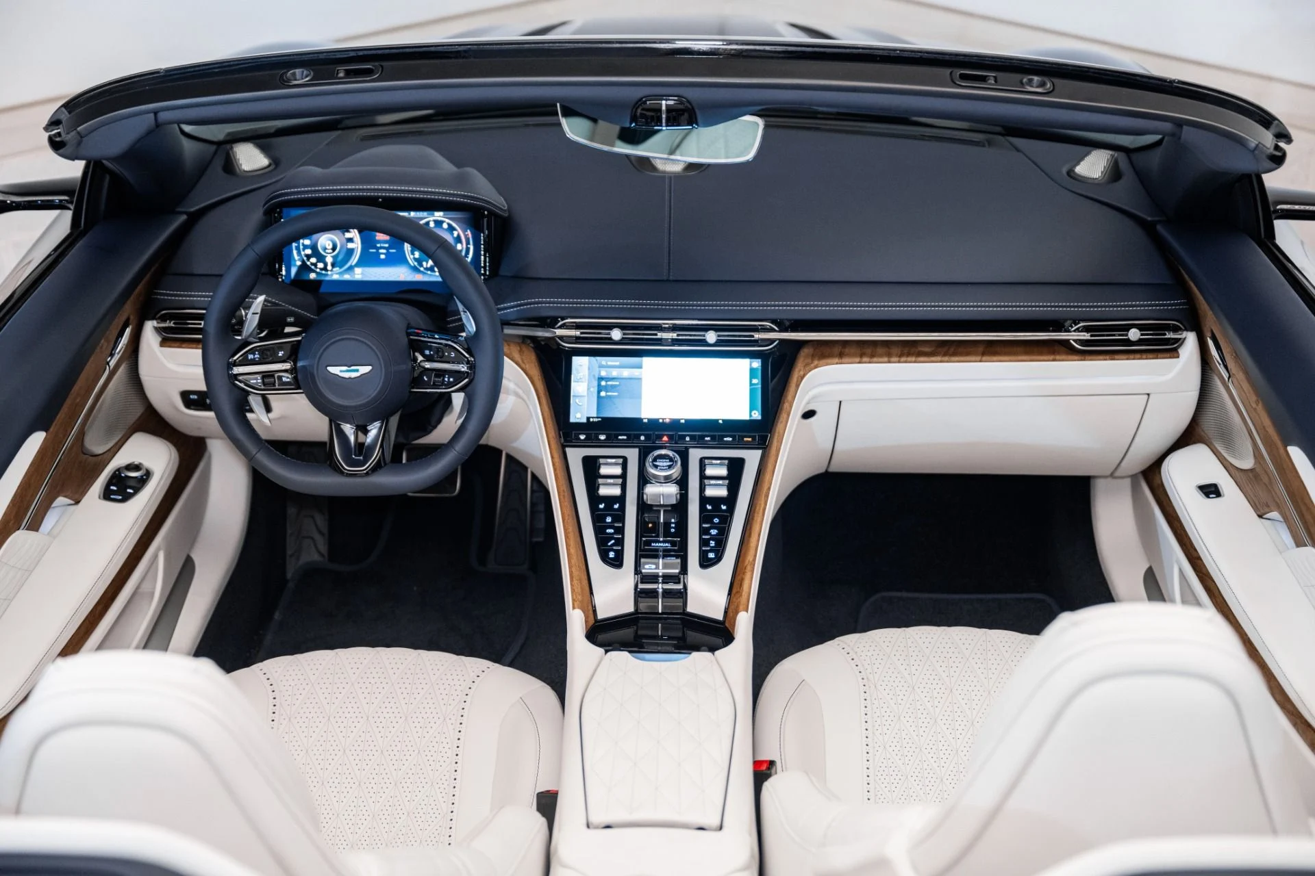 mph017_2102289524_New_2025_Aston_Martin_DB_12_Volante_1740762708_ab21720a26