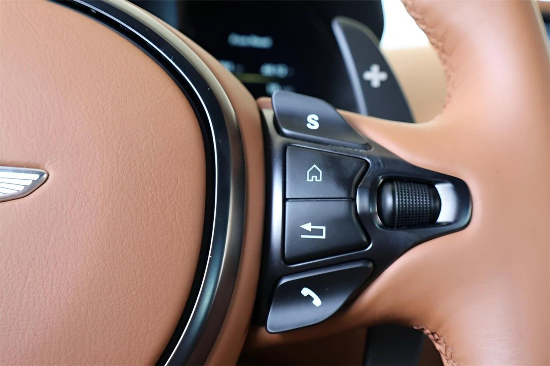 mph017_2102960863_18_5fe0f5e80b