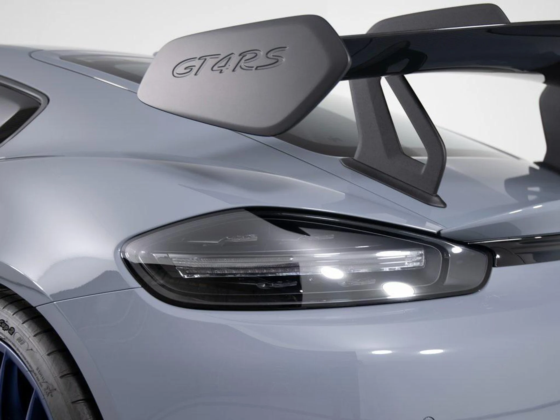 mph017_2127054207_rs5_Oh_Xys_b4_A5_Ei_CR_7f8dr9_D3qk_54808c2244