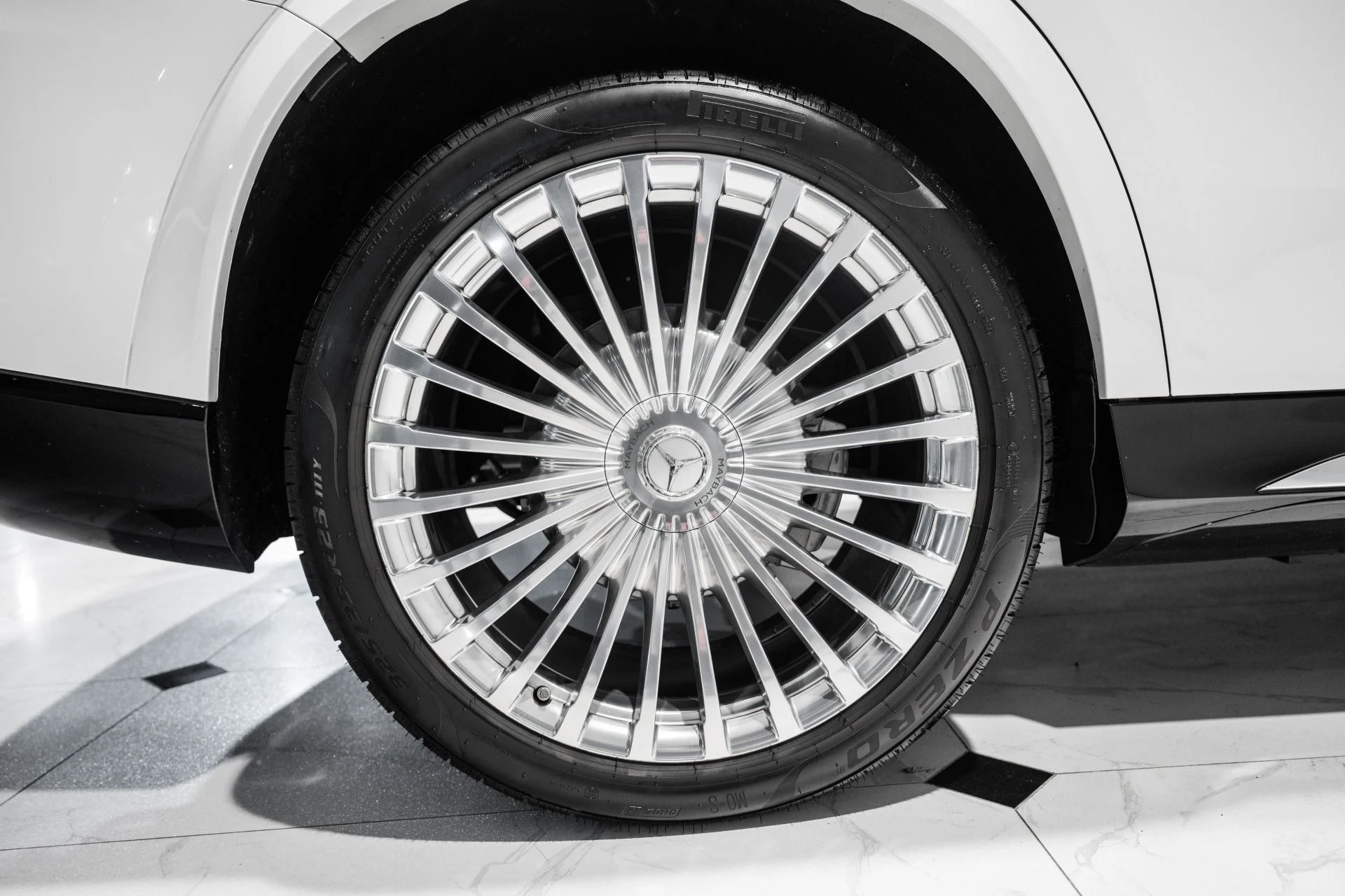 mph017_2129765332_Used_2022_Mercedes_Benz_GLS_Maybach_GLS_600_1761673208_0ccdef0a68