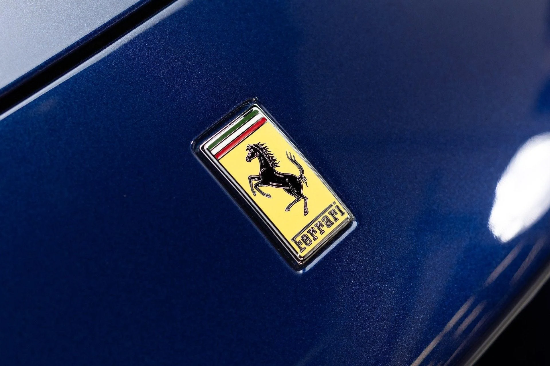 mph017_2130693087_Used_2025_Ferrari_296_GTB_1777349721_adf6d6eeb8