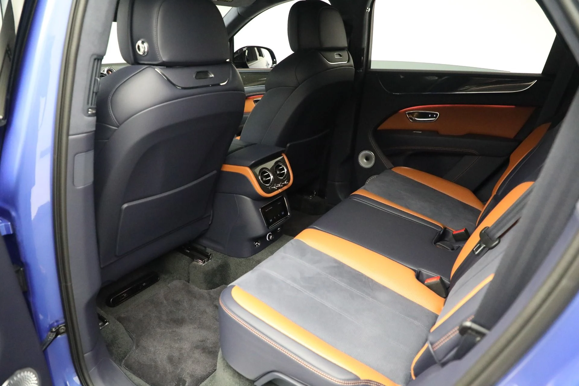 mph017_2135274498_Used_2024_Bentley_Bentayga_S_V8_fff514155b