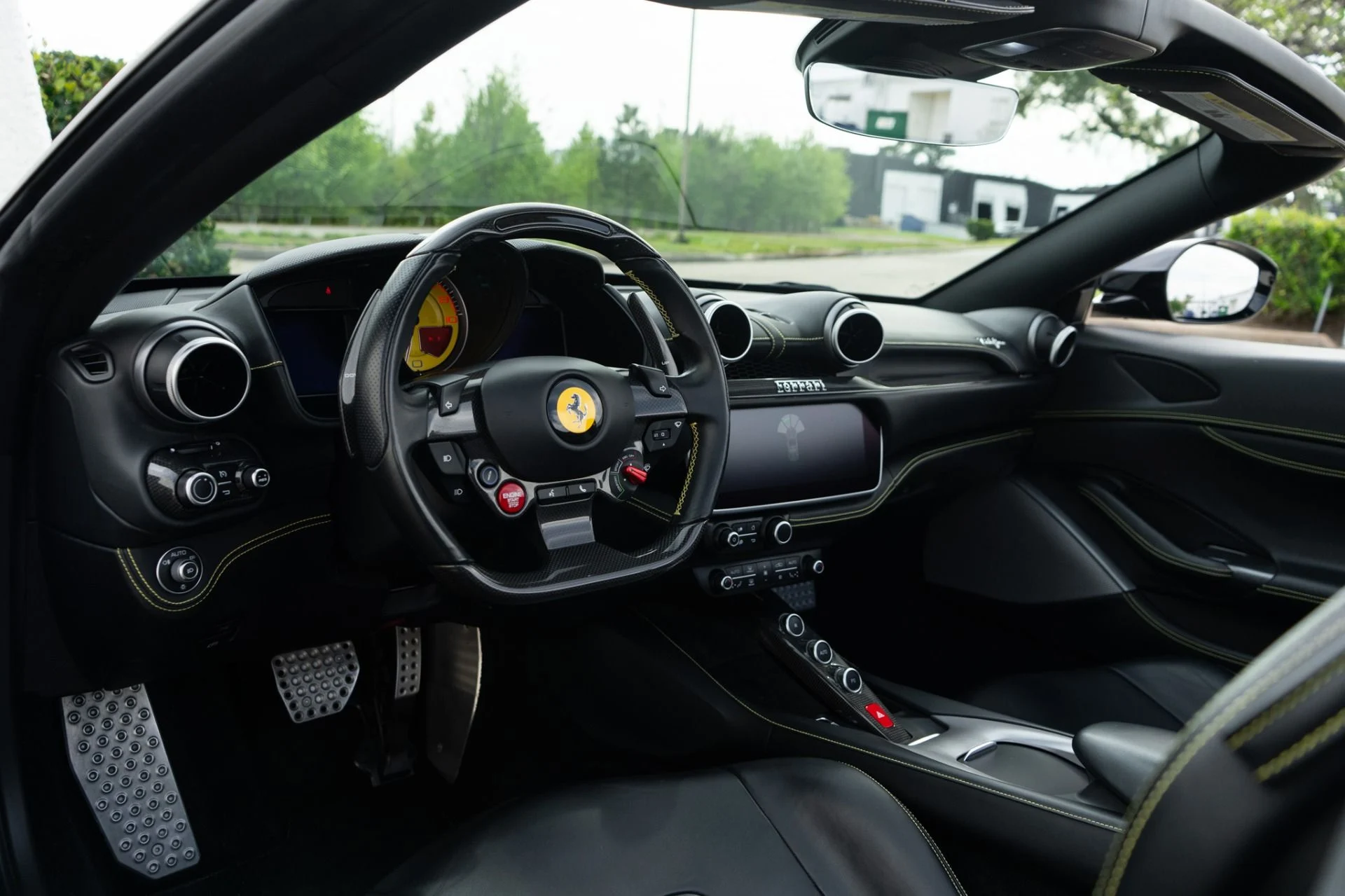 mph017_2136259331_Used_2020_Ferrari_Portofino_1775601900_b45756ea00