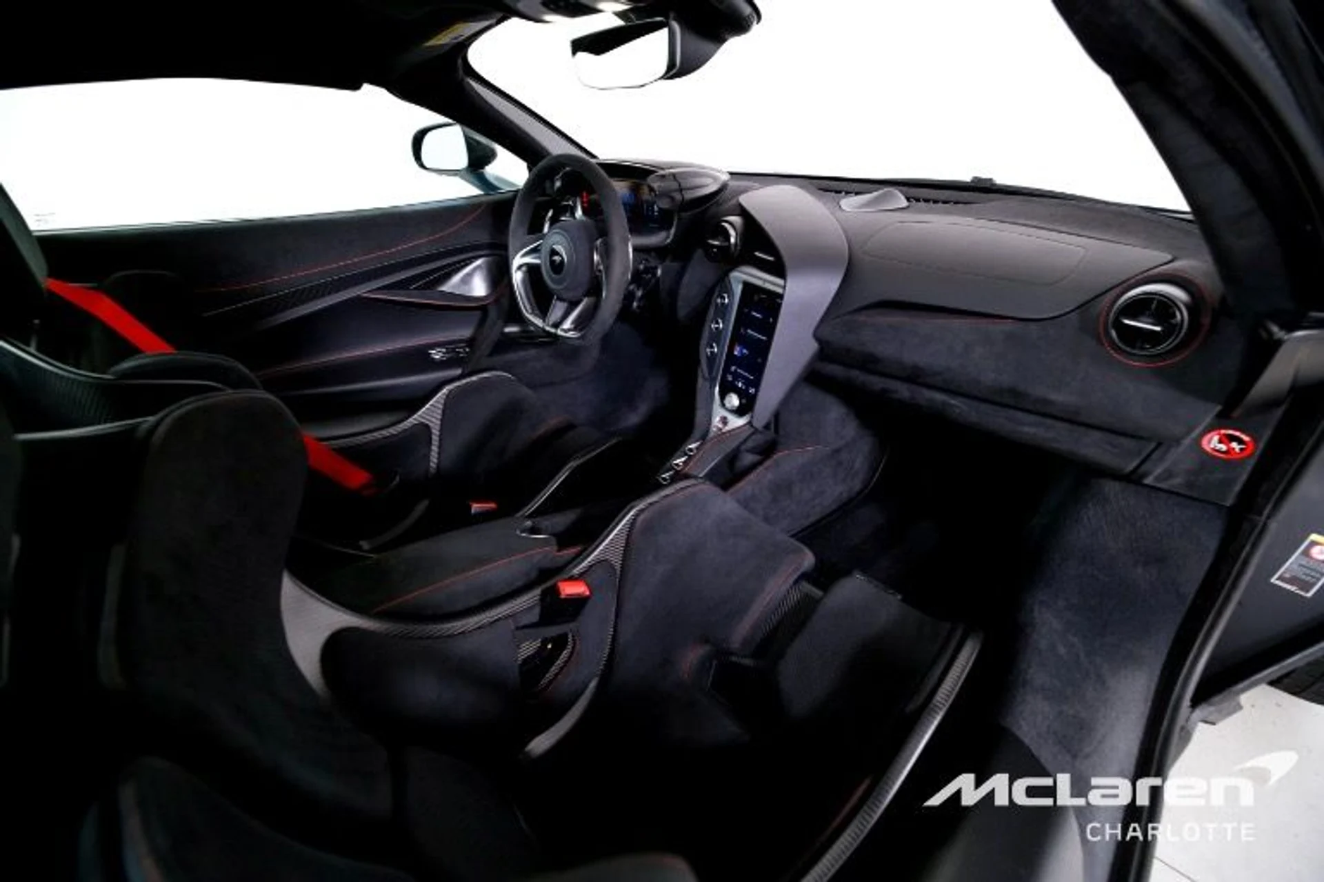mph017_2137244457_Used_2024_Mc_Laren_750_S_8f6a4eecc1