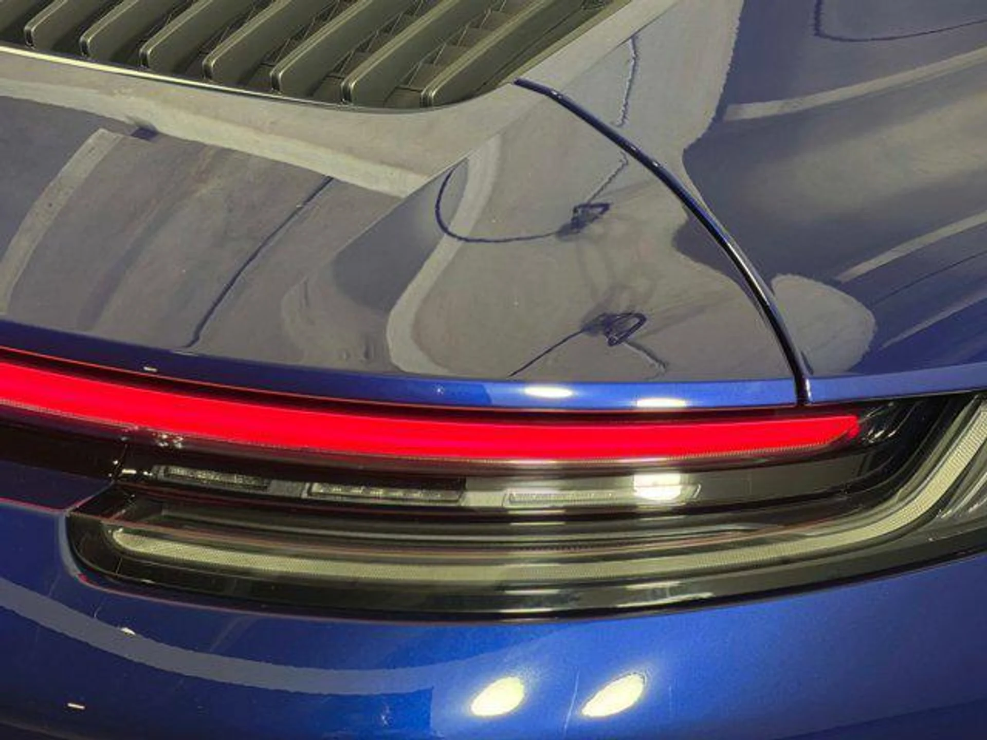 mph017_2137775553_02_F_Km1_X_C2_A_Vlix_B8hvt_Jp_Jj_IM_f6359f093d