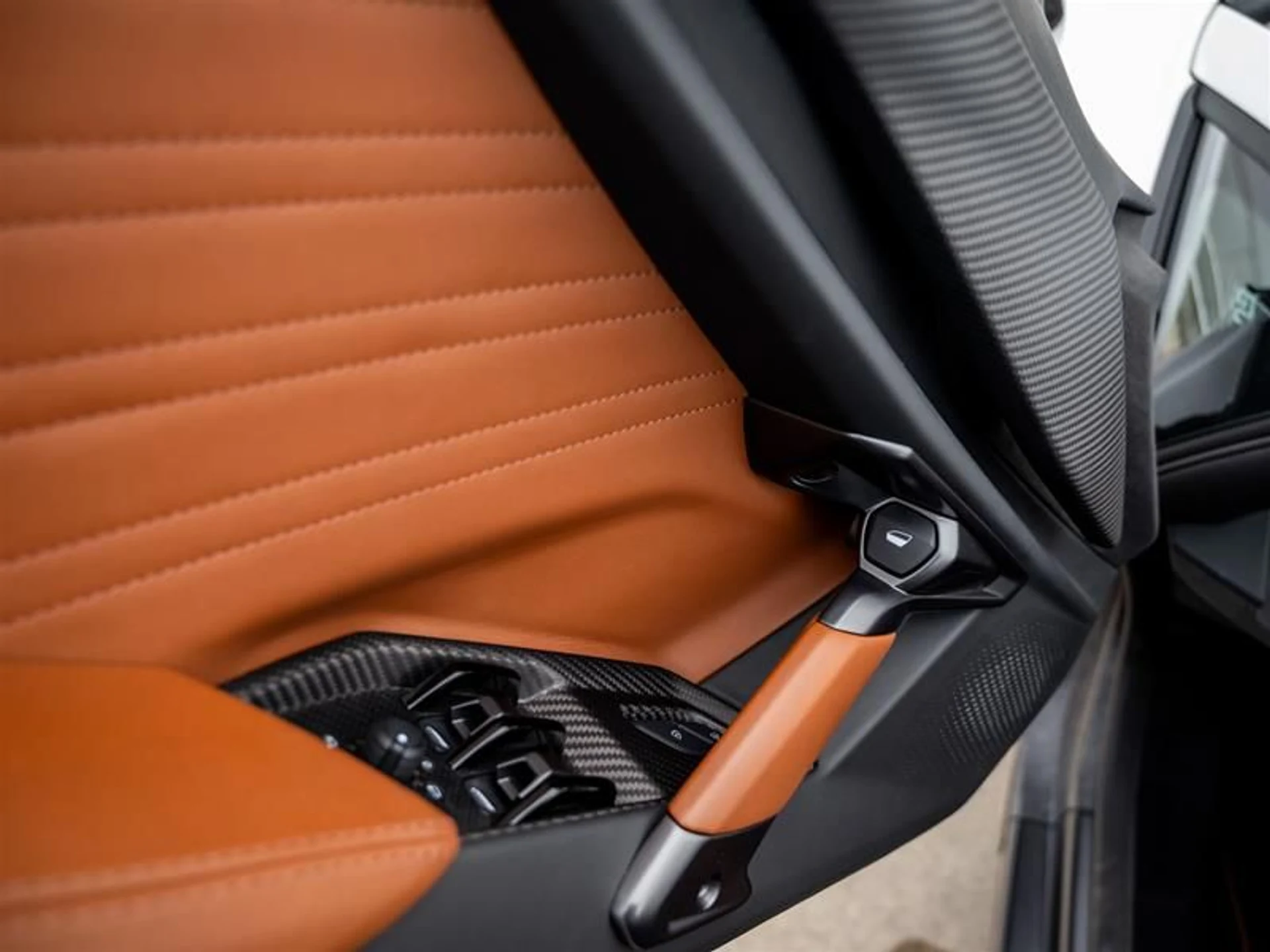 mph017_2140840290_v0lyltof_a3cbcb9054