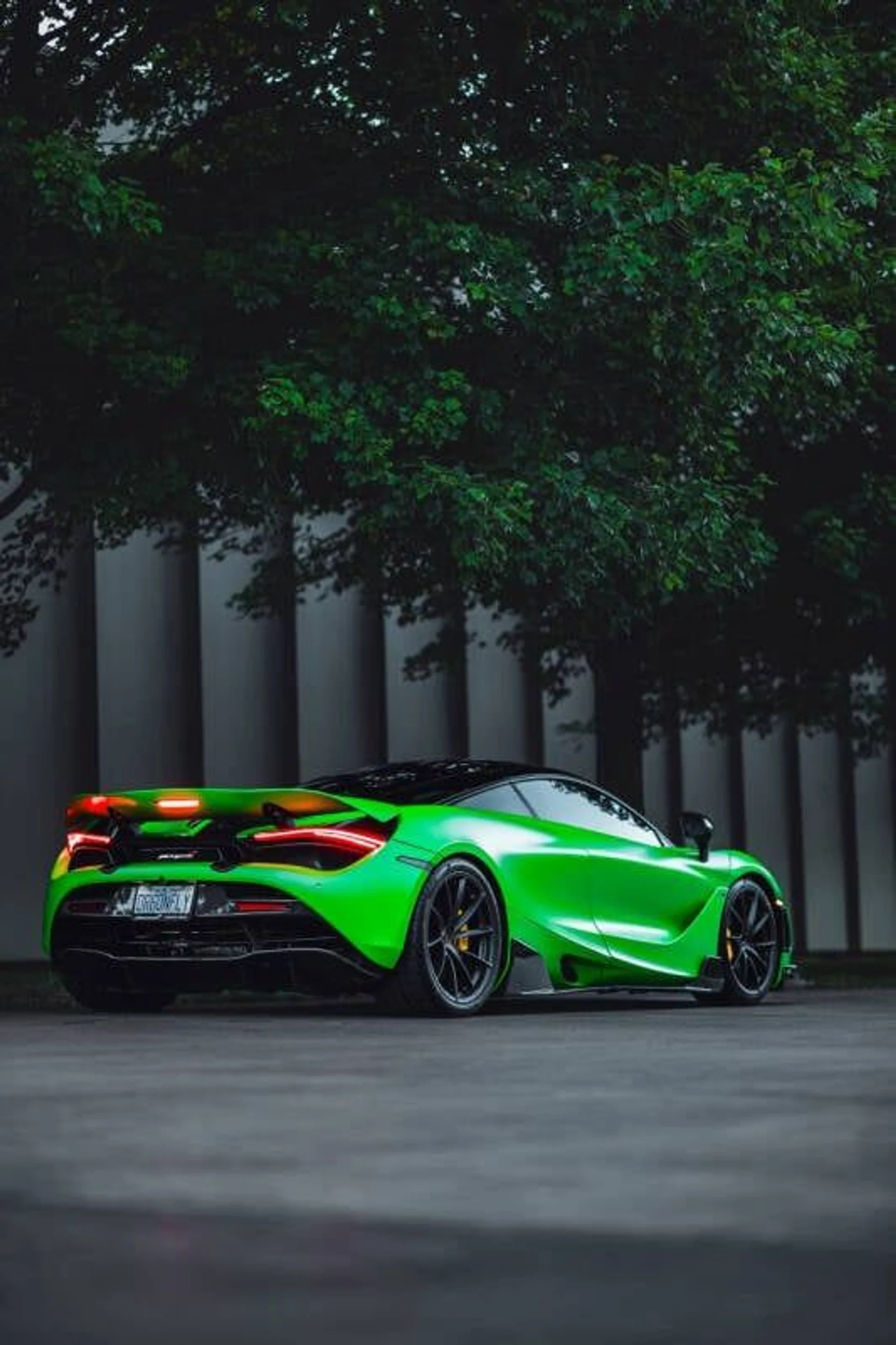 mph017_2146120426_2018_mclaren_720s_performance_2dr_coupe_1467080257