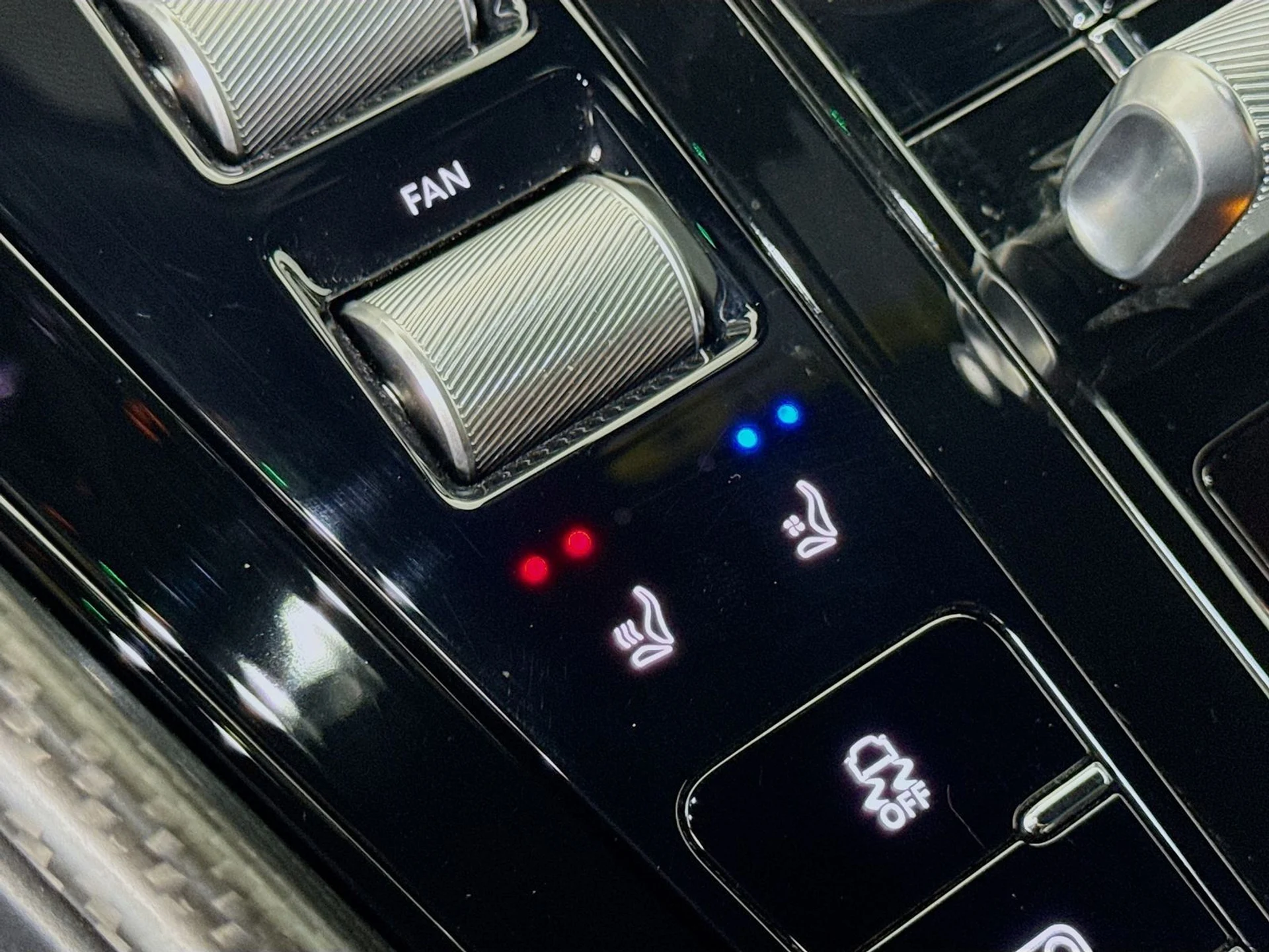 mph017_2146556563_5a5e0b1243e2f0d388b57ad6de7fb3c4x_c0953e36a6