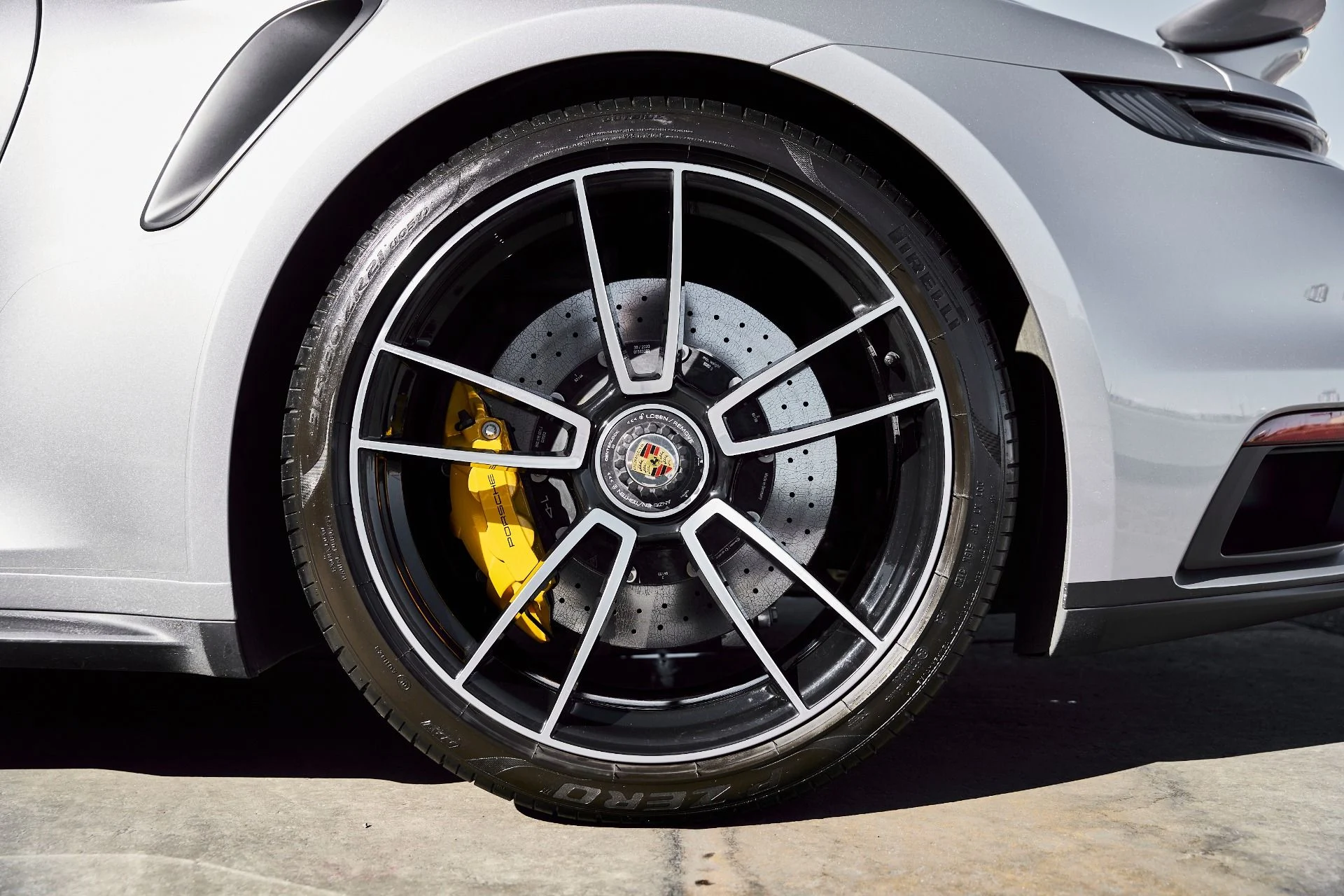 mph017_21469520_Used_2021_Porsche_911_Turbo_S_1773694200_a2b27cf7bd