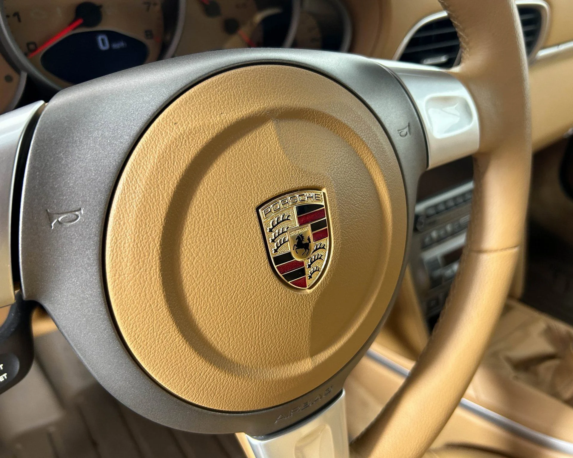 mph017_2149568840_ad94d3e28ca042beb6a9d7a9cf2f96fa_be34773b84