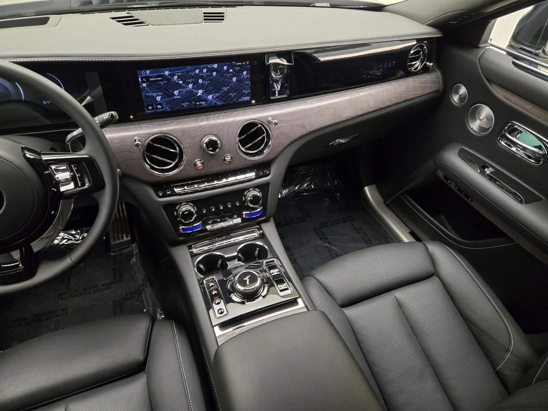 mph017_2156417938_Used_2025_Rolls_Royce_Ghost_1777356184_e09ebc5713