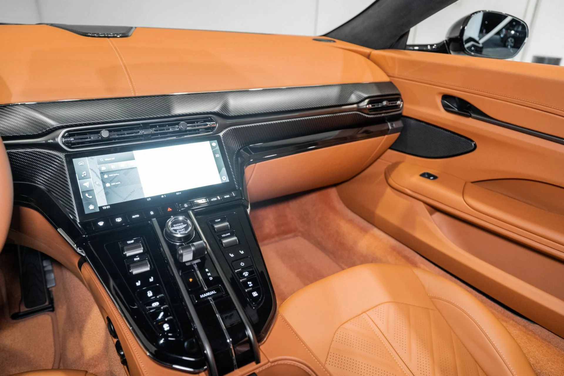 mph017_2157511683_New_2026_Aston_Martin_Vantage_S_Coupe_1767629088_969b02626c