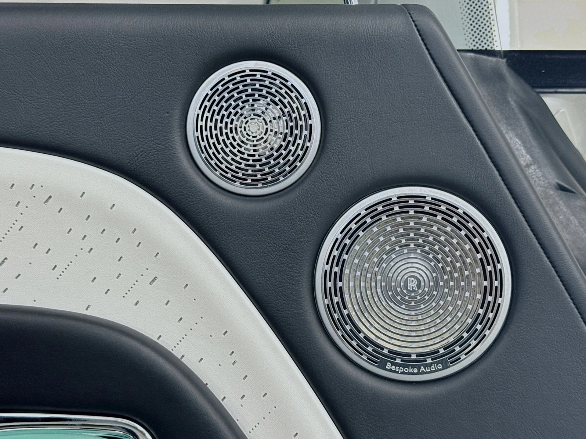 mph017_2158048102_ca07a88fb0b681882ba3ce6ea1877e36x_6d0f644abe