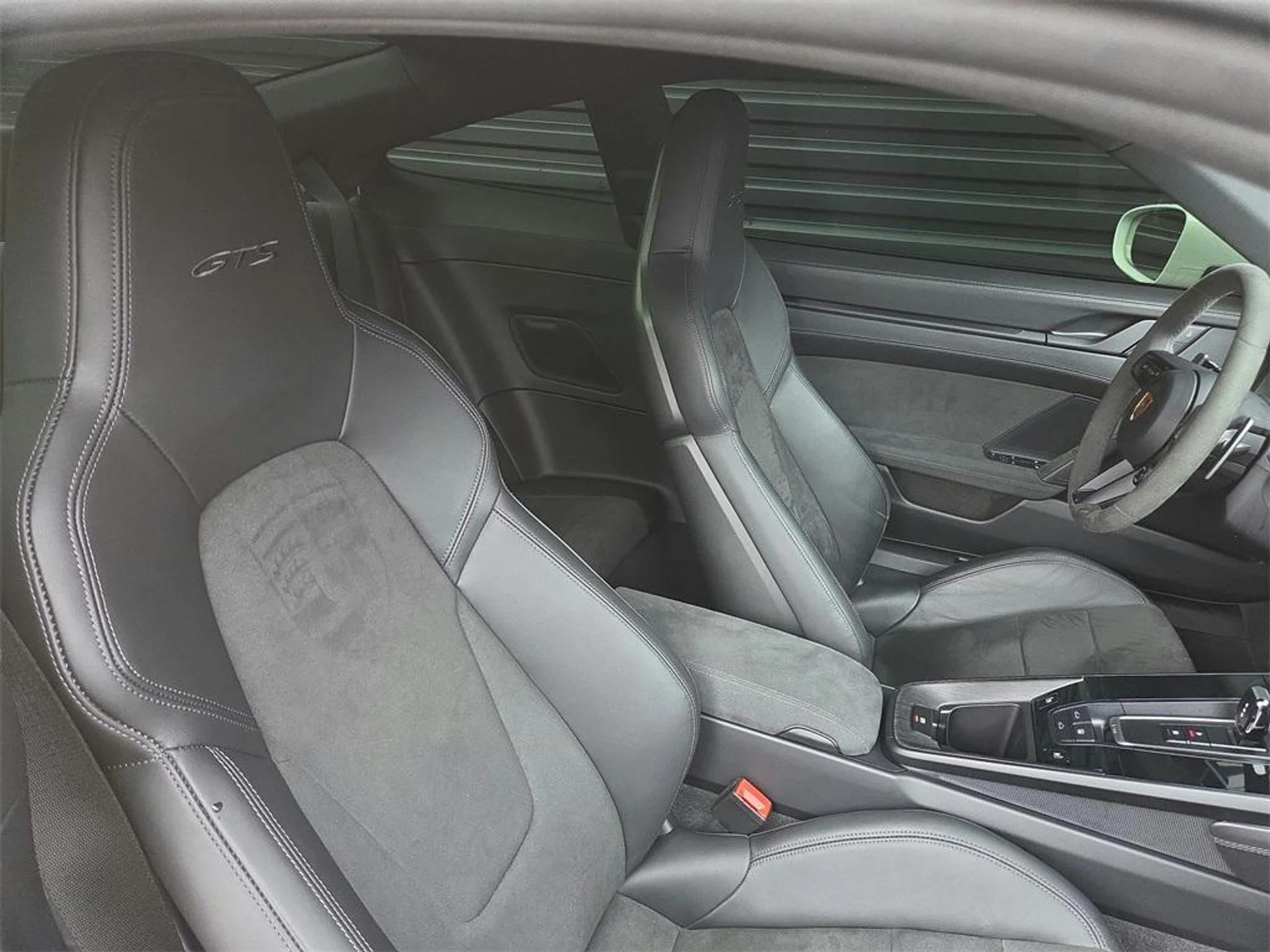 mph017_2160028940_4suq_Zj5ox_U_Vc02_T1isvut_g_Lcdw_f48f34ee99