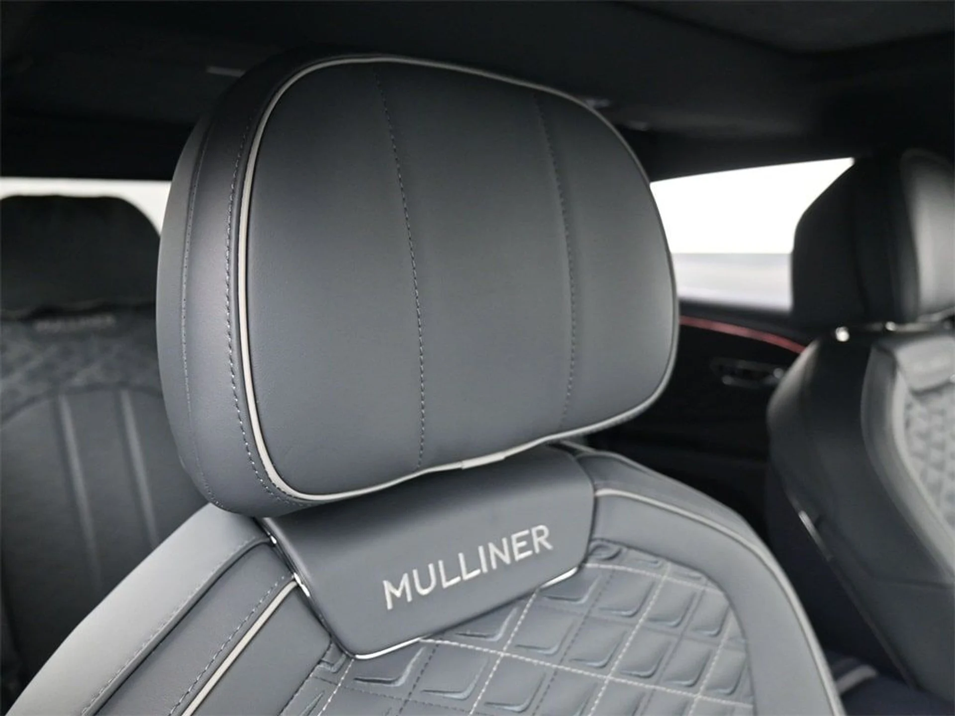 mph017_2160263074_c99873b15d91adeaf77755b94aa67095x_b67595aa80