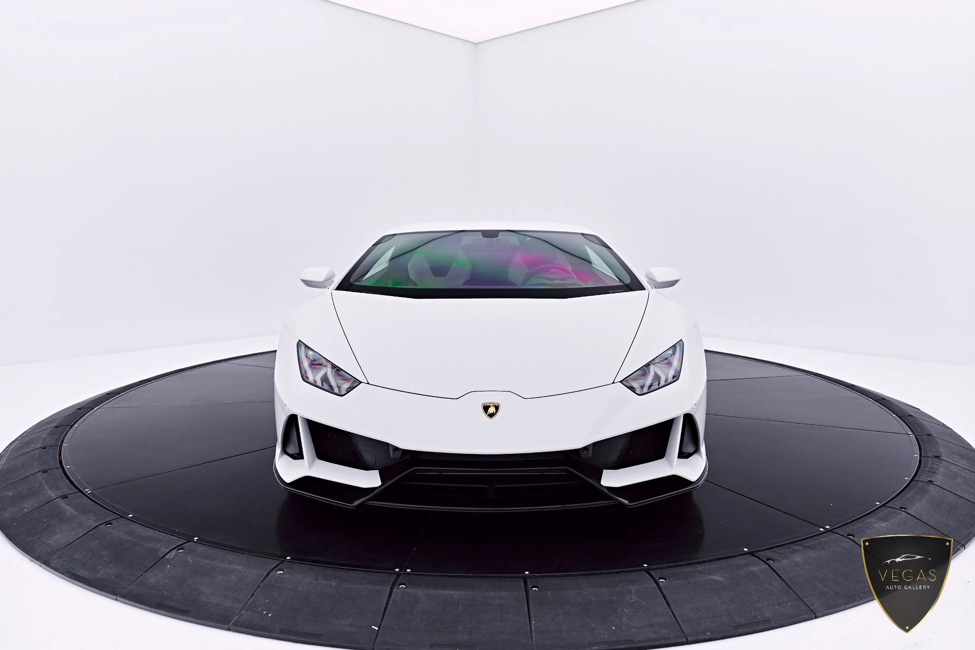mph017_2162237019_Used_2022_Lamborghini_Huracan_EVO_Base_1782344261_d0390b865a