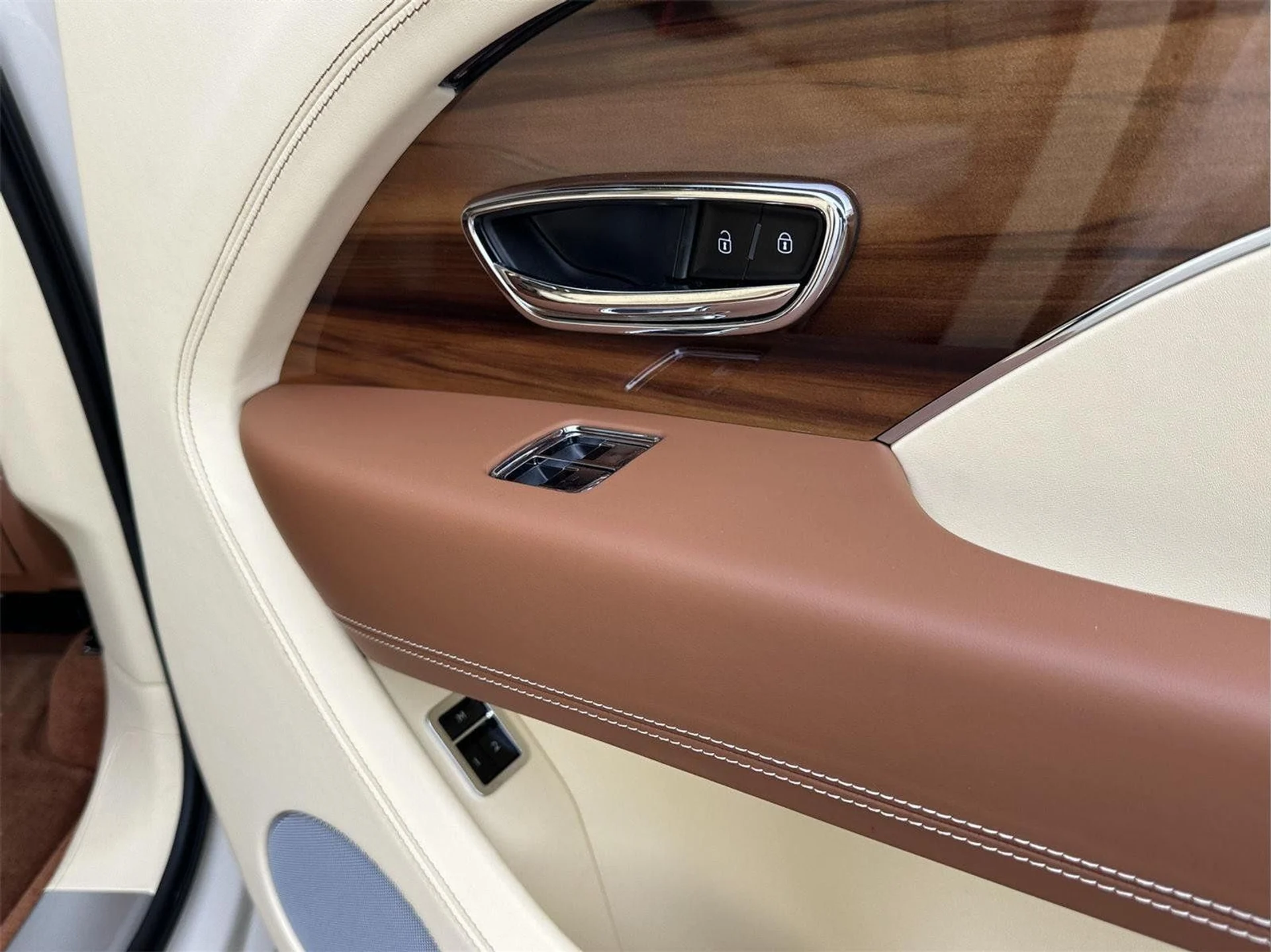 mph017_2163754926_2e13039fd9be5ba7022d462c364d4adb_0460cce354