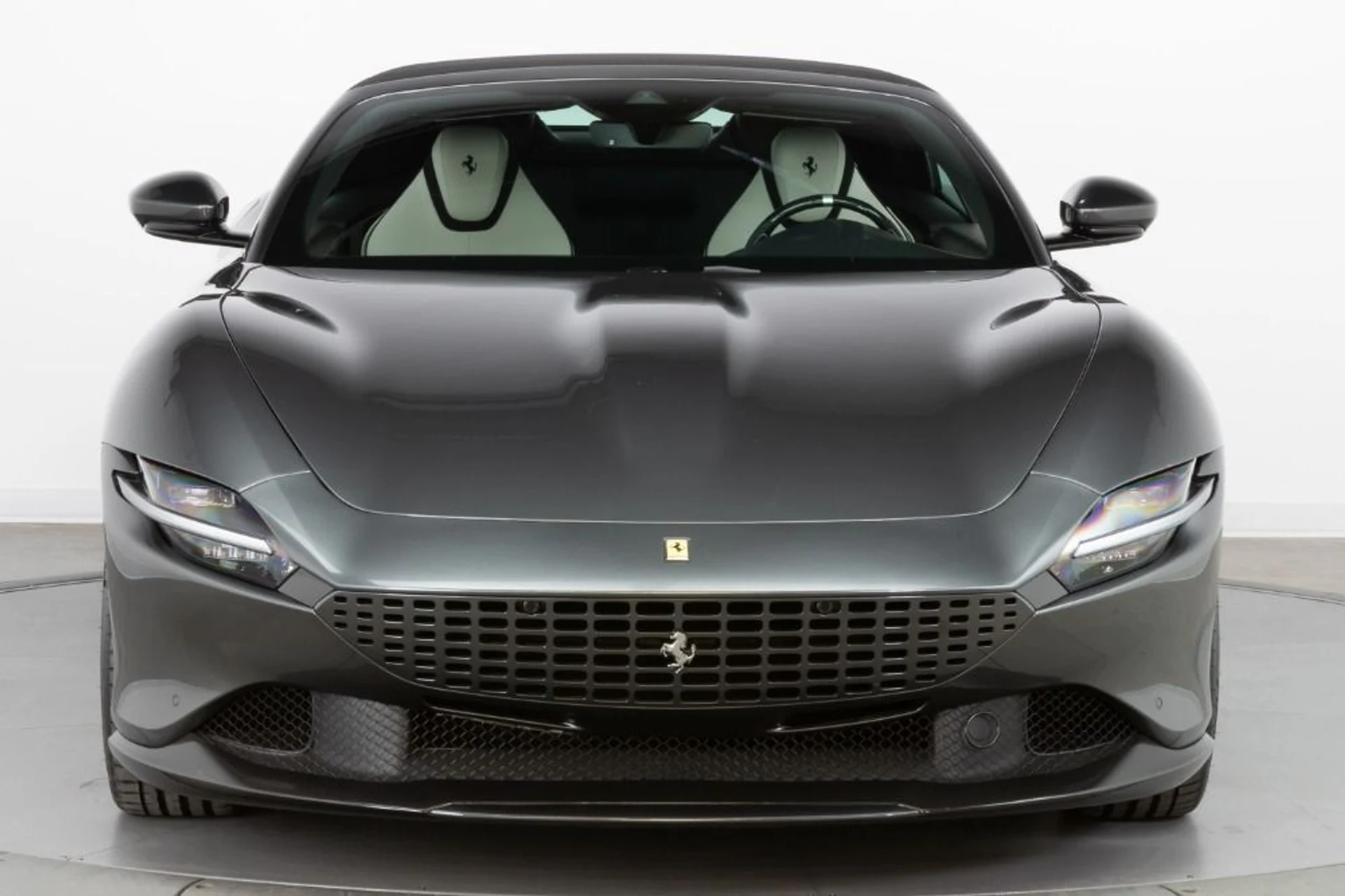 mph017_2164649604_Used_2024_Ferrari_Roma_Spider_63dff179b3