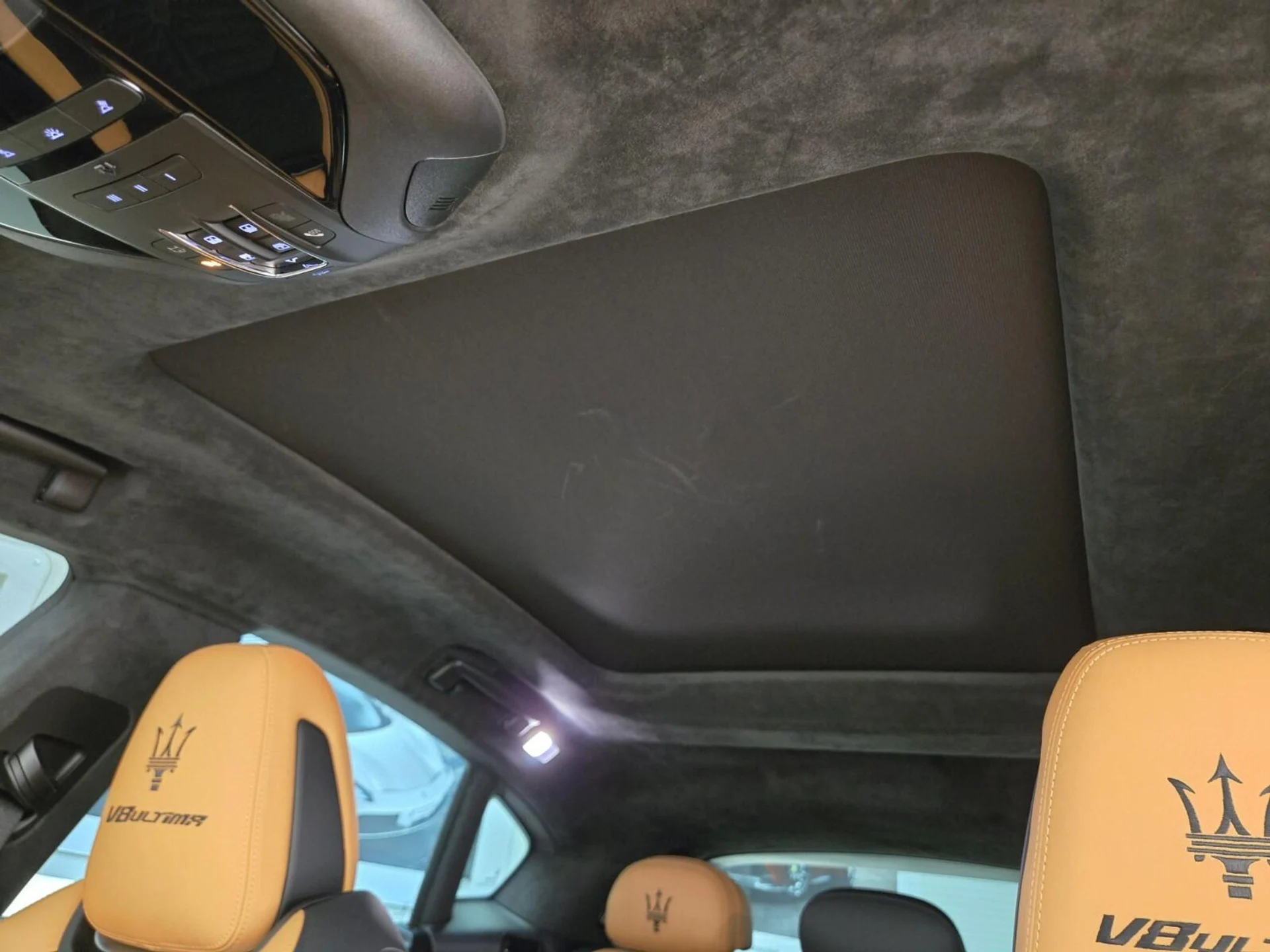 mph017_2169759438_Used_2024_Maserati_Levante_Trofeo_1782453357_826592e922