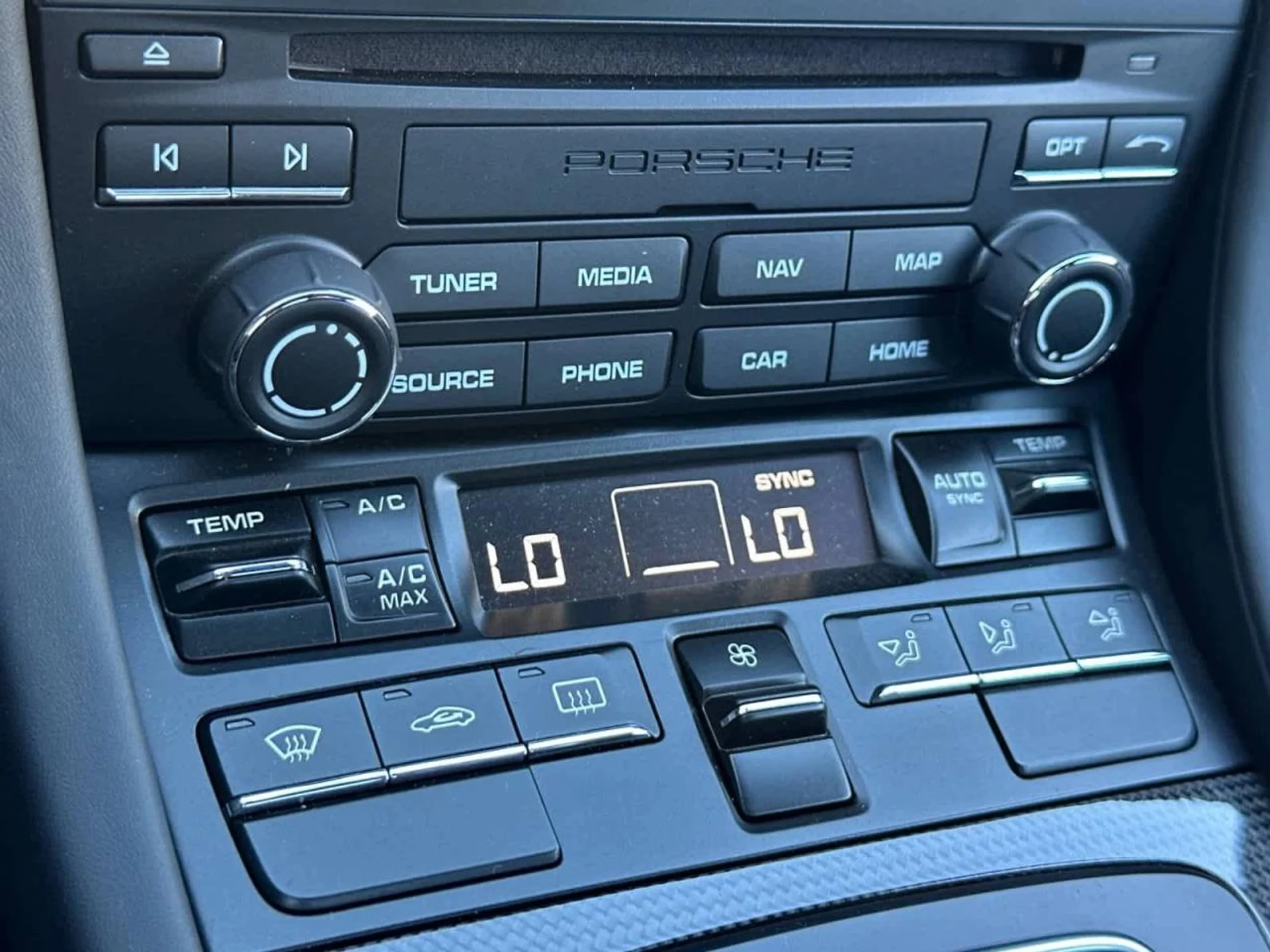 mph017_2179811808_18_1642967fda