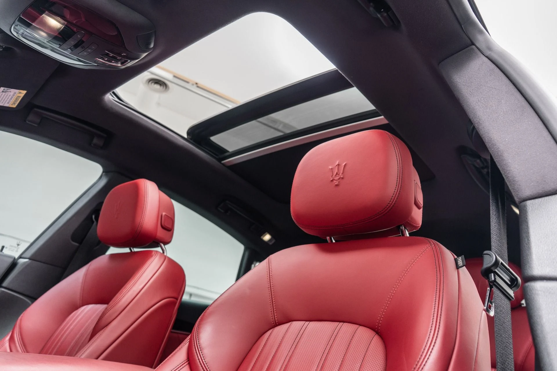 mph017_2180711404_Used_2022_Maserati_Levante_Modena_Nerissimo_Package_Comfort_and_Convenience_Package_1773694217_88851532b1