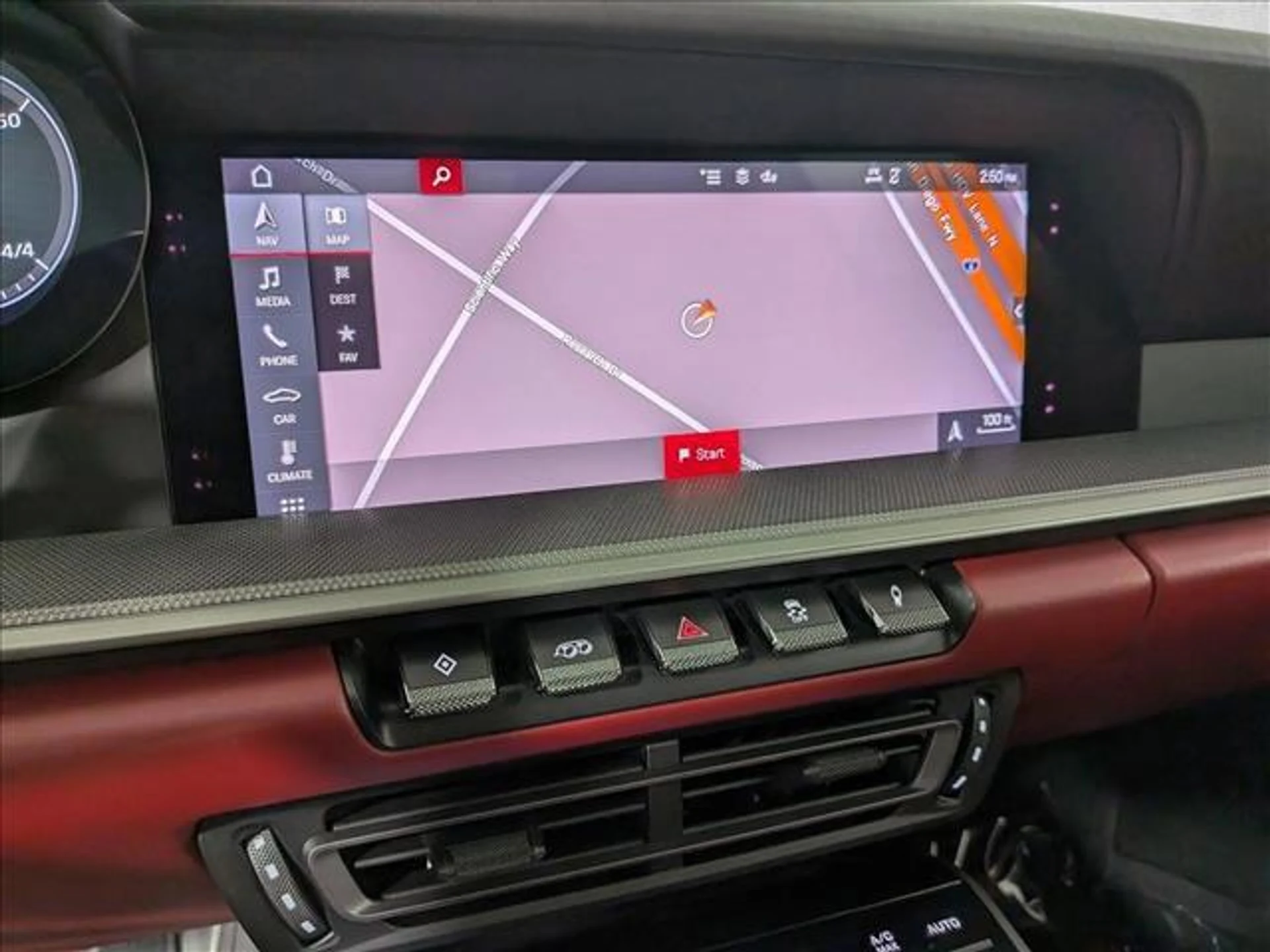 mph017_2187652860_pl0_QF_93_Gup_v_Lx_Nsn3i_Sy_P_q2_Qg_f68d79aca8