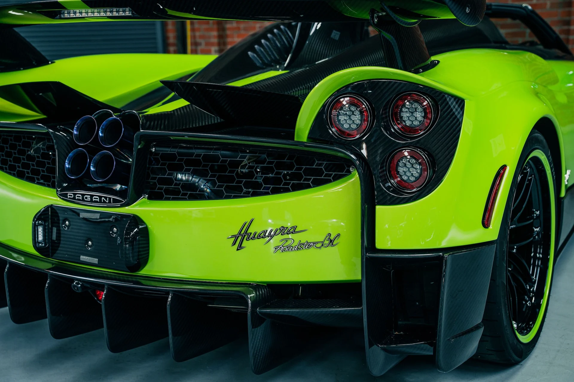 mph017_2196118143_be52af76304b4f6eba6eed666aaacda4_15eb6164a2