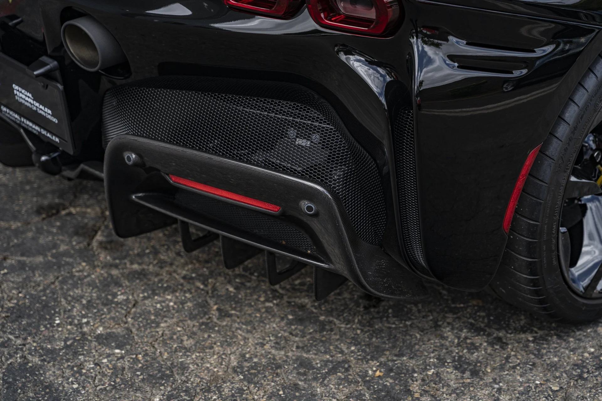 mph017_2196881159_18a64315c1c746b9a01169e1b241f084_2b464b4bf5