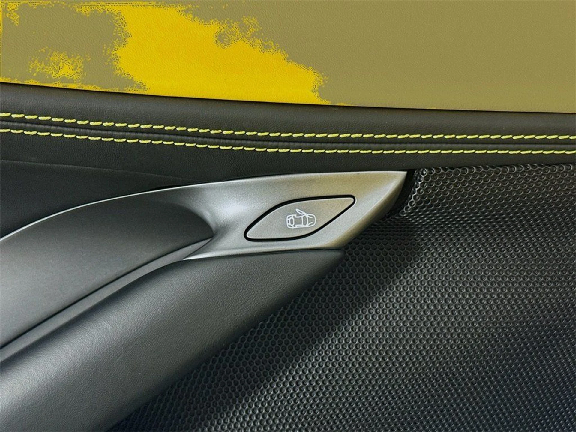 mph017_2197302838_981f5534d6030e002e760d541089a002_6e57fda731