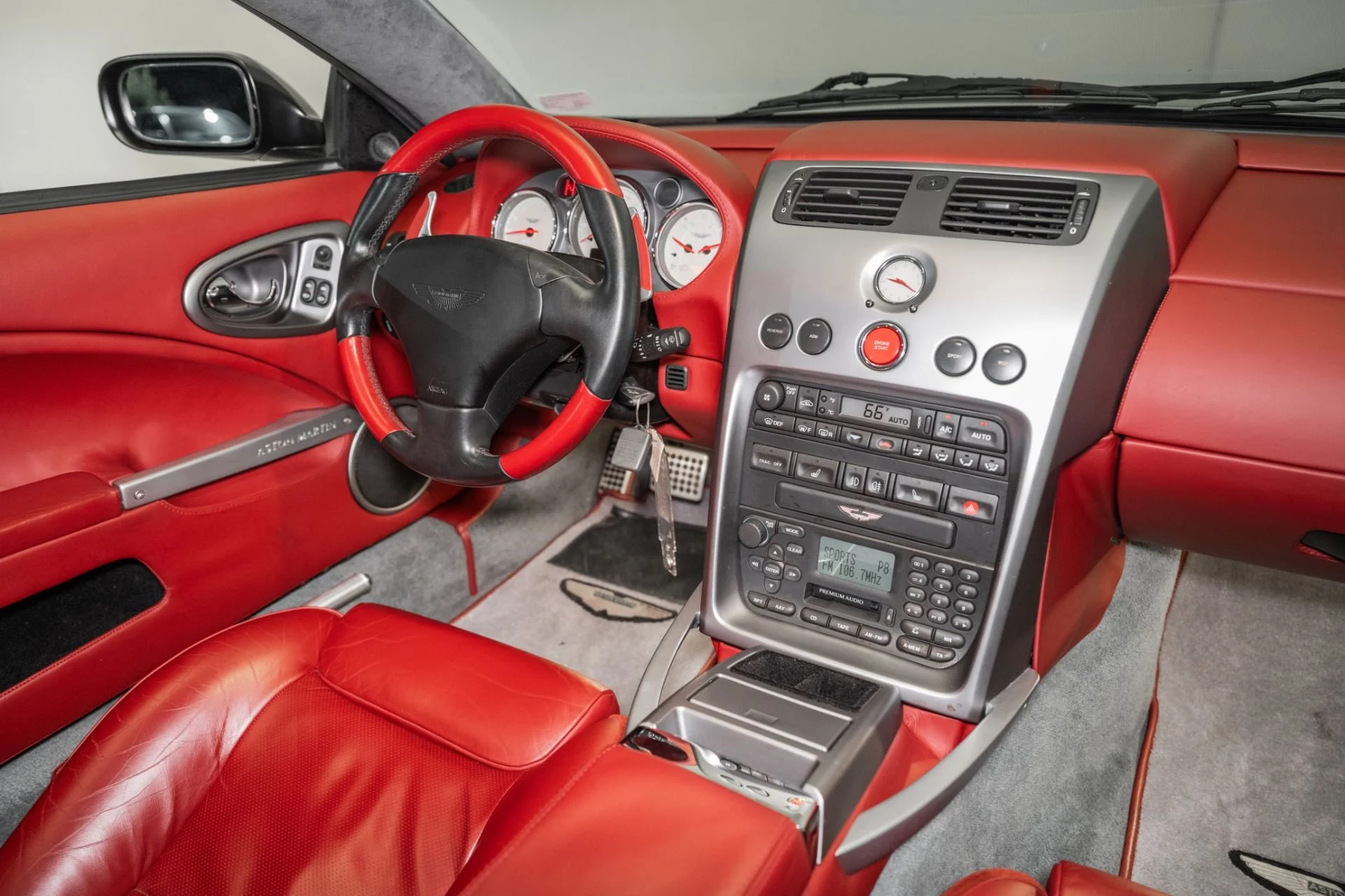 mph017_219743076_Used_2002_Aston_Martin_Vanquish_V12_1750947116_230e539f49