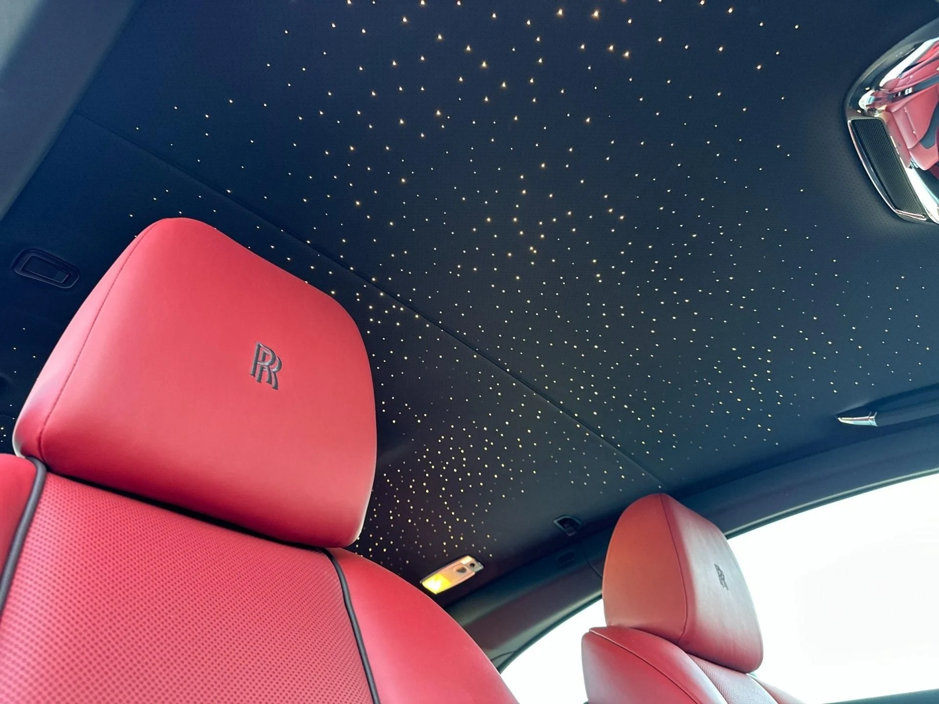 mph017_2202890532_Used_2019_Rolls_Royce_Wraith_1747423840_1bcfbb5a5c