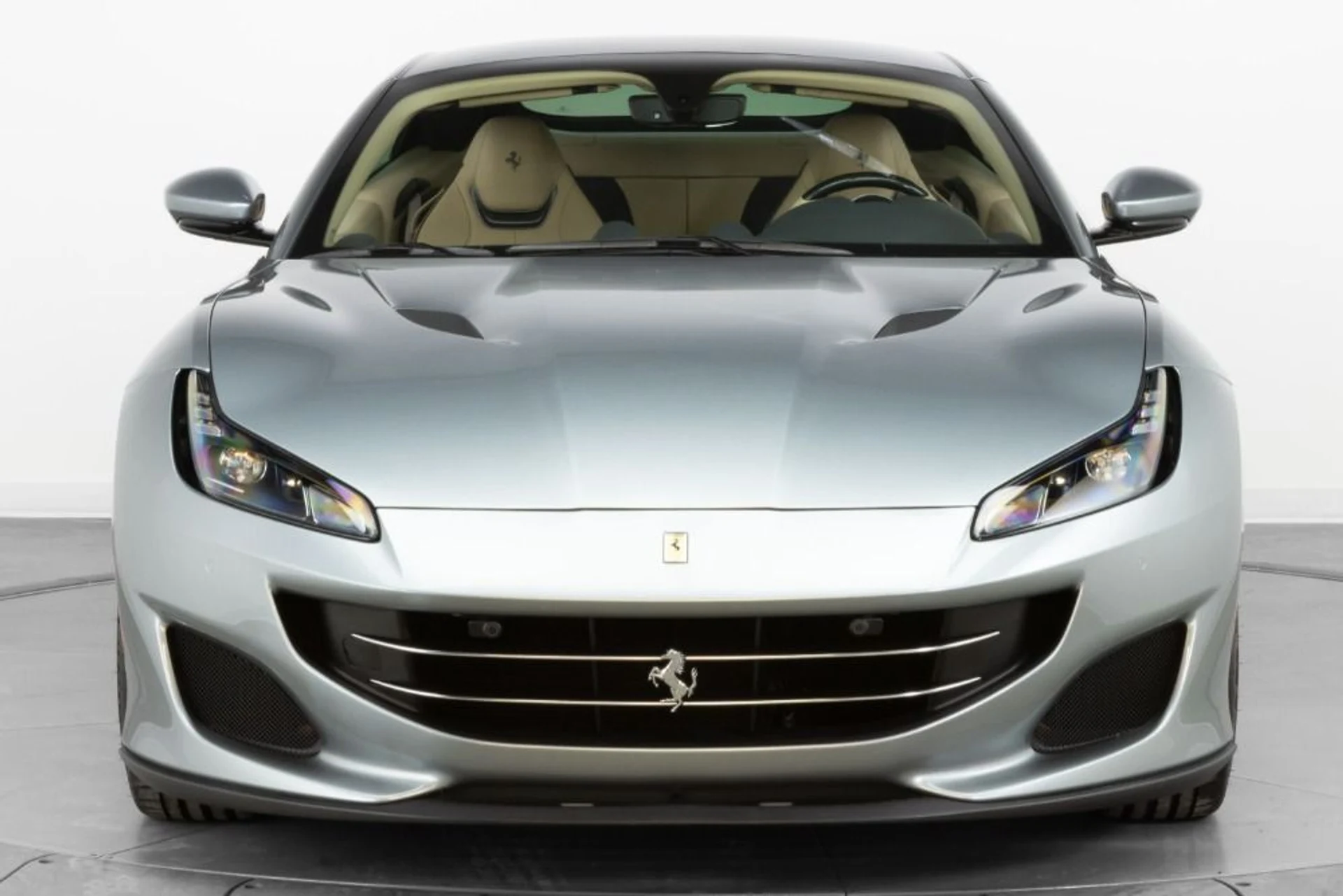 mph017_2206769212_Used_2019_Ferrari_Portofino_c720d7d86d
