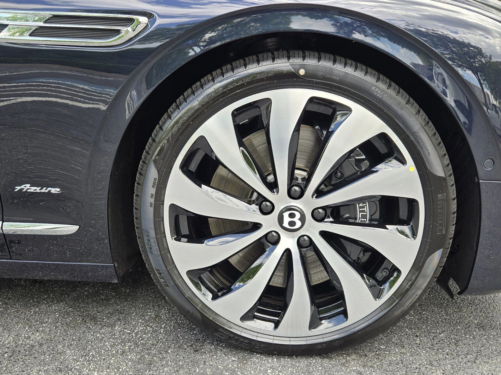 mph017_2207834582_0b8211e0928441f333f6cc604d7c1cc4x_e89acf2d13