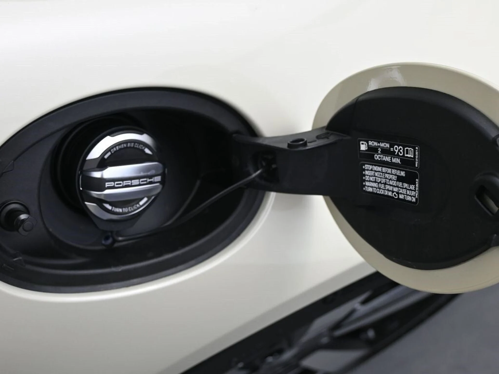 mph017_2208622758_62eb9f91efb4f5783ca2e7260b7b317cx_e225b1b11e