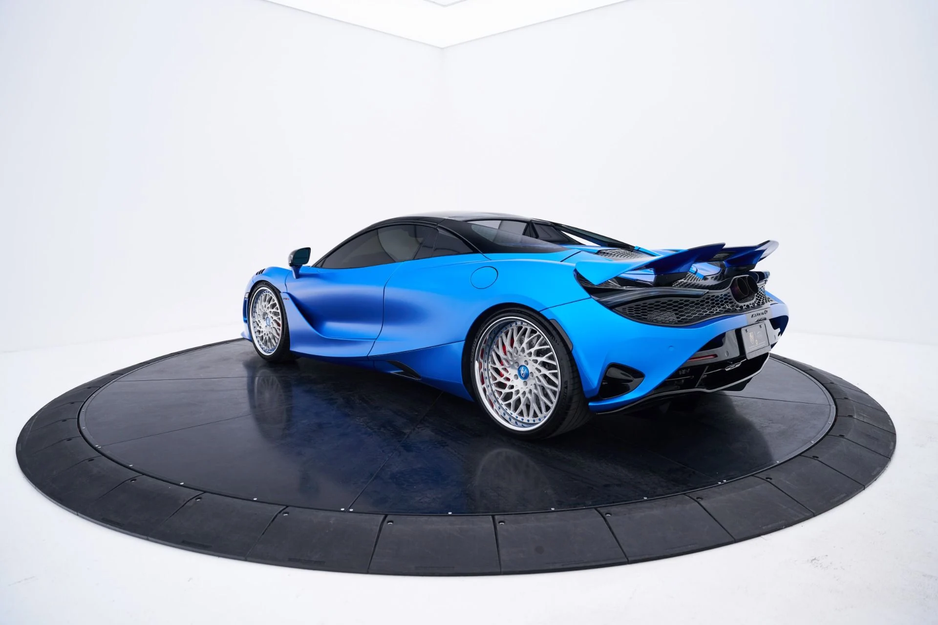 mph017_2223213463_Used_2024_Mc_Laren_750_S_1793147364_166db87b00