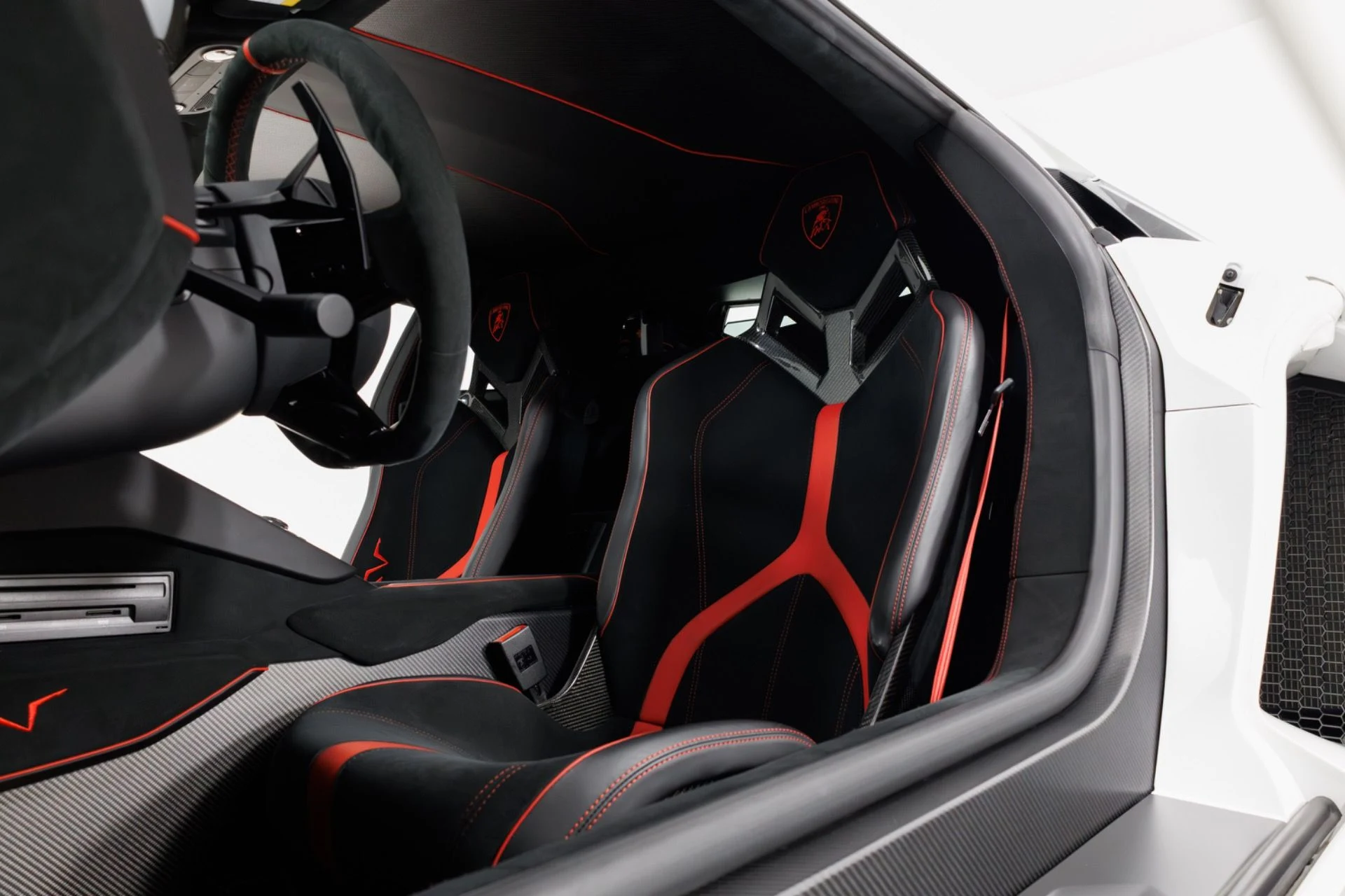 mph017_223080139_Used_2016_Lamborghini_Aventador_LP_750_4_Superveloce_1779992498_fd93c18c98