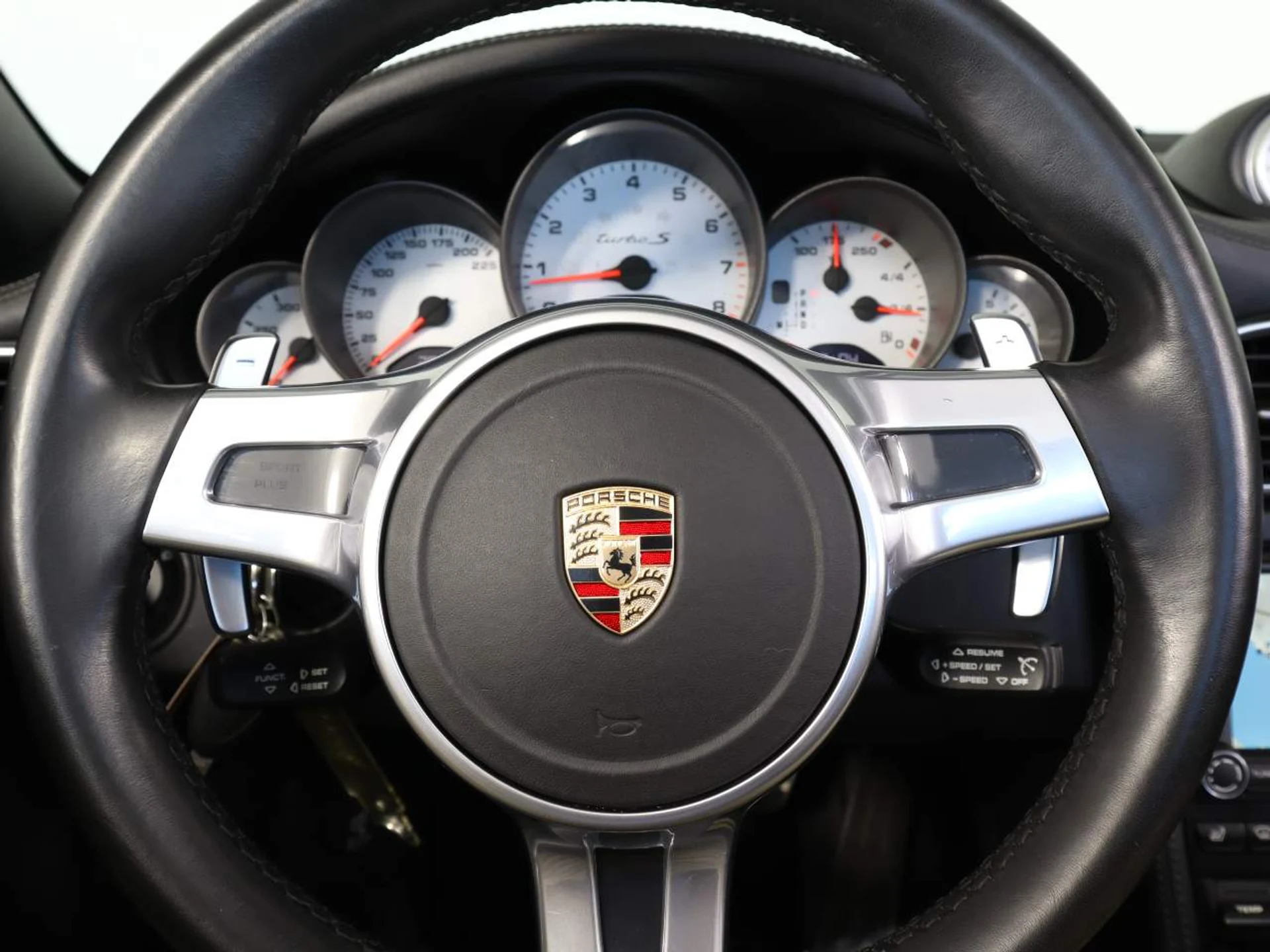 mph017_2231032977_e90d5fc9ffcec3ba1097566c7ac86e4b_66a112223a