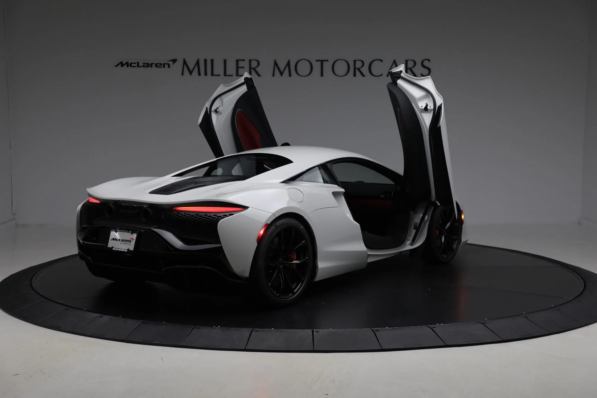 mph017_2231125978_New_2026_Mc_Laren_Artura_Tech_Lux_3de4486baf