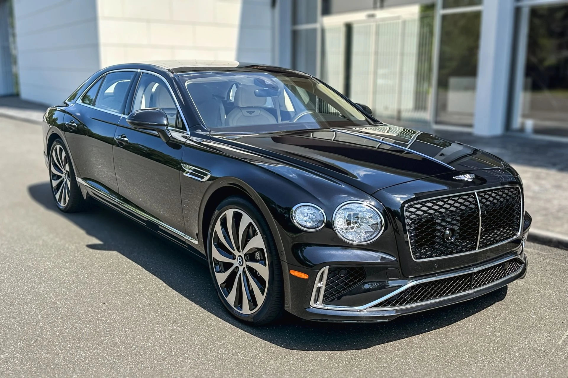 mph017_2232823395_New_2026_Bentley_Flying_Spur_1783694530_3613ae6029