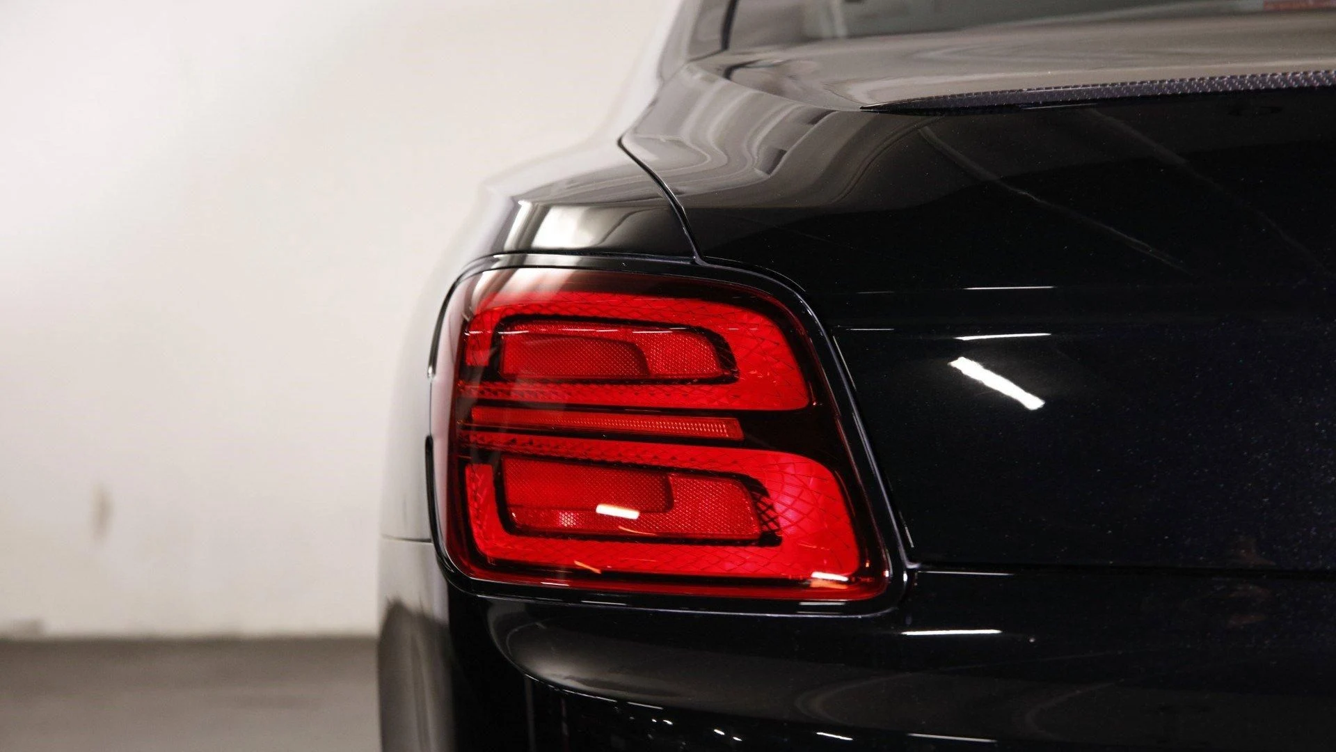 mph017_2233748532_Used_2024_Bentley_Flying_Spur_Speed_1706529811_e497c35af9