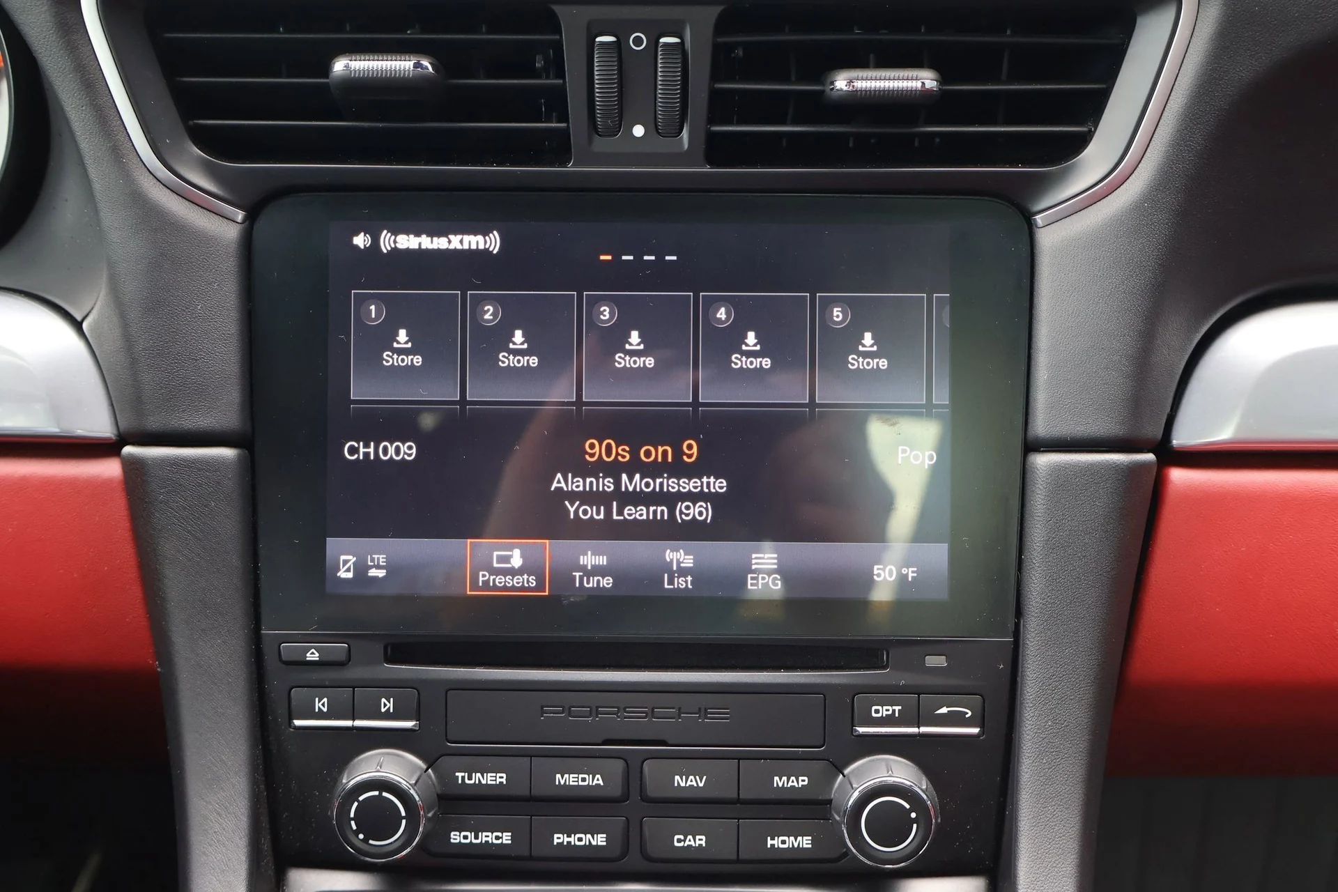 mph017_2235478589_c644cd2f959f7662cf9c96a85b03879f_390f393212