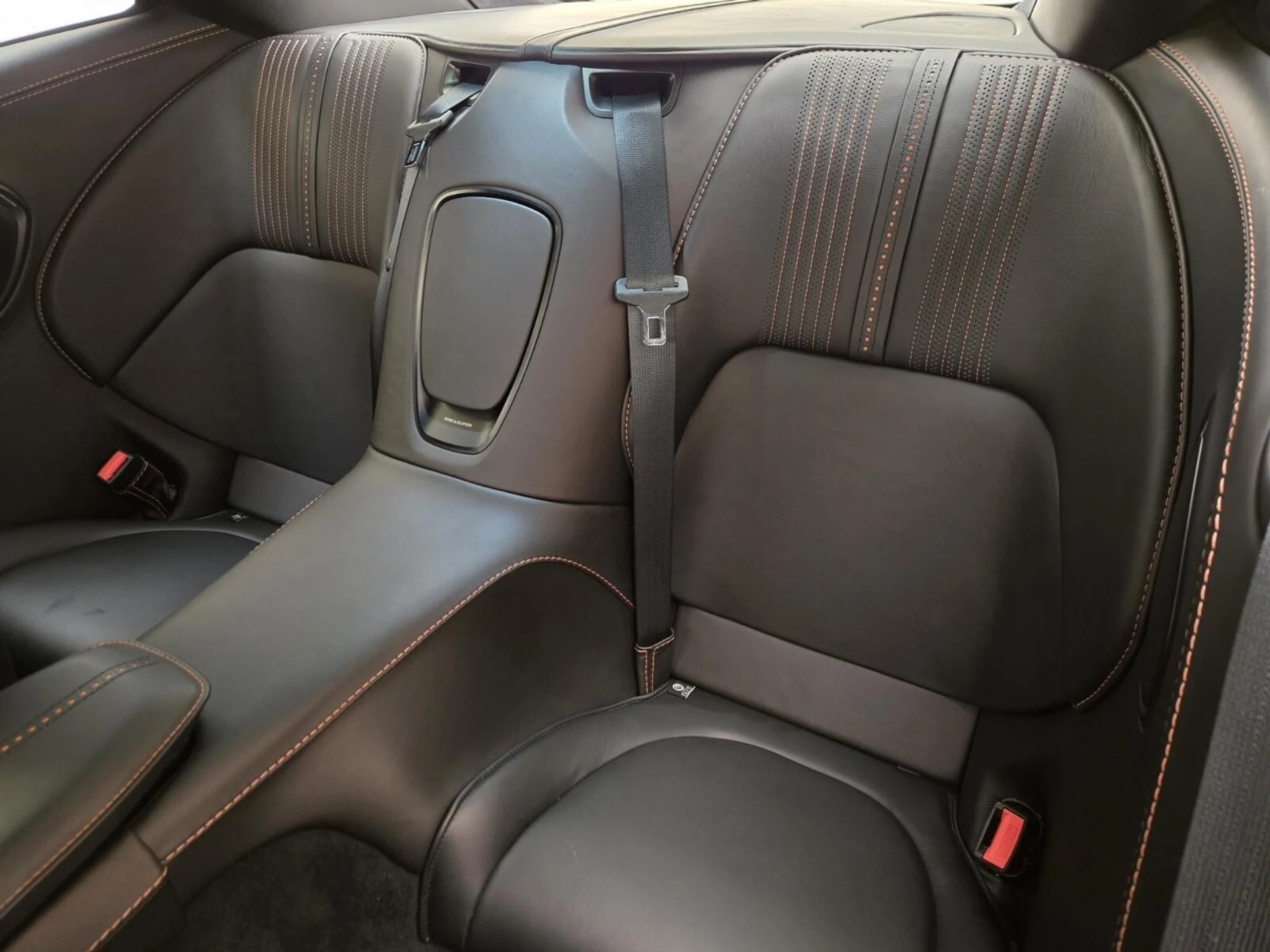 mph017_2236295382_Used_2017_Aston_Martin_DB_11_Launch_Edition_1765003831_f98fcc59e5