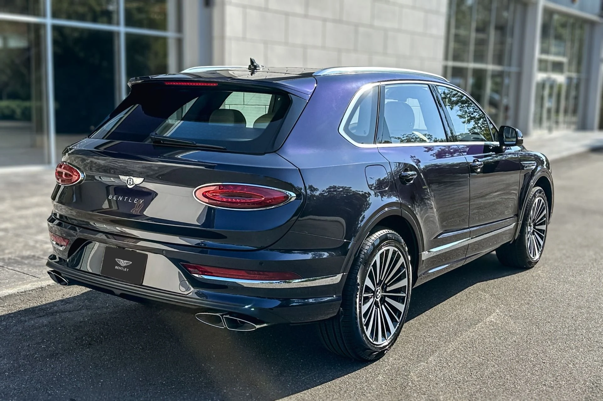 mph017_223983432_New_2026_Bentley_Bentayga_V8_1783695010_bf900ebbf1
