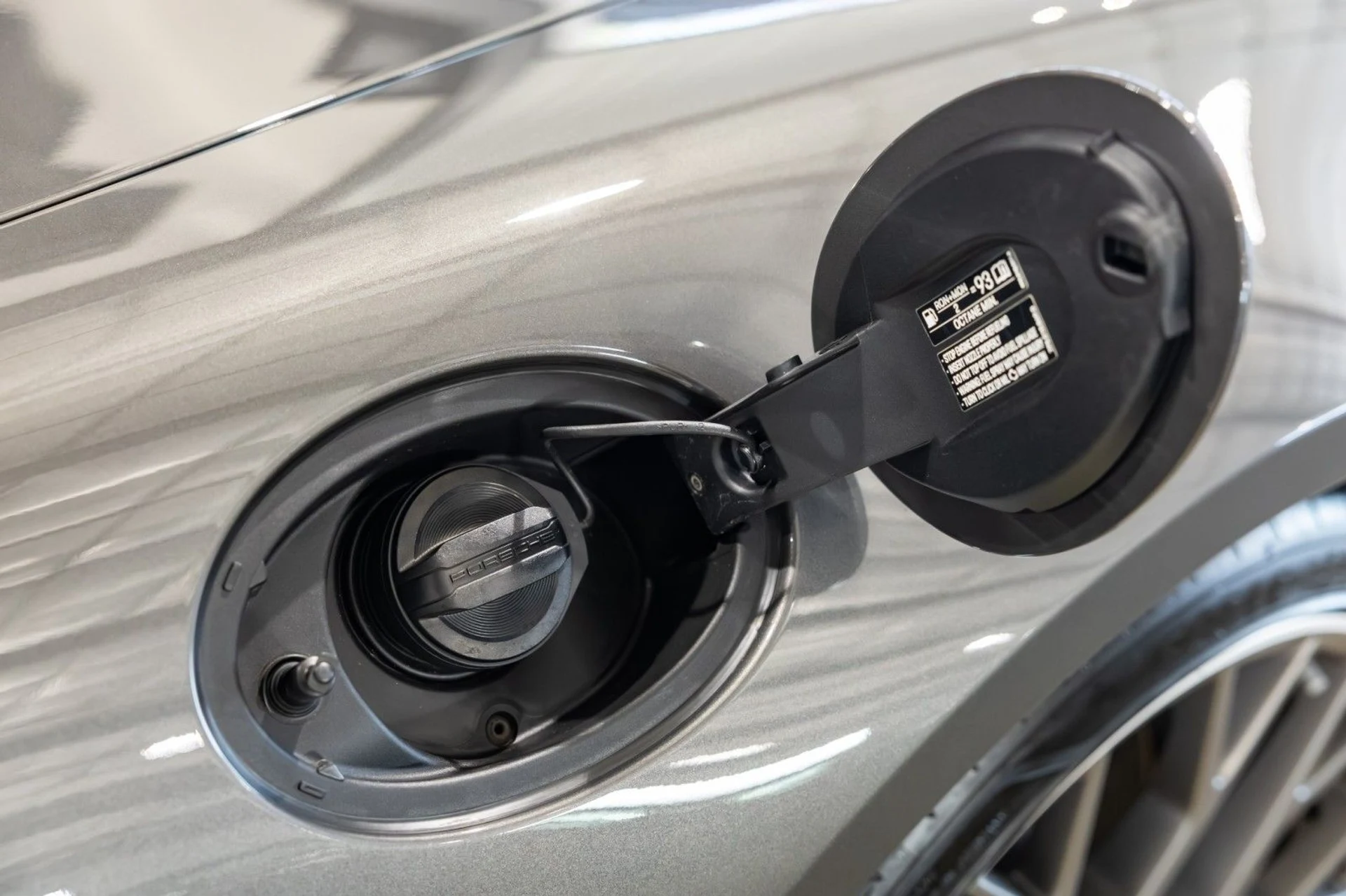 mph017_224003462_lg_7584cf7943