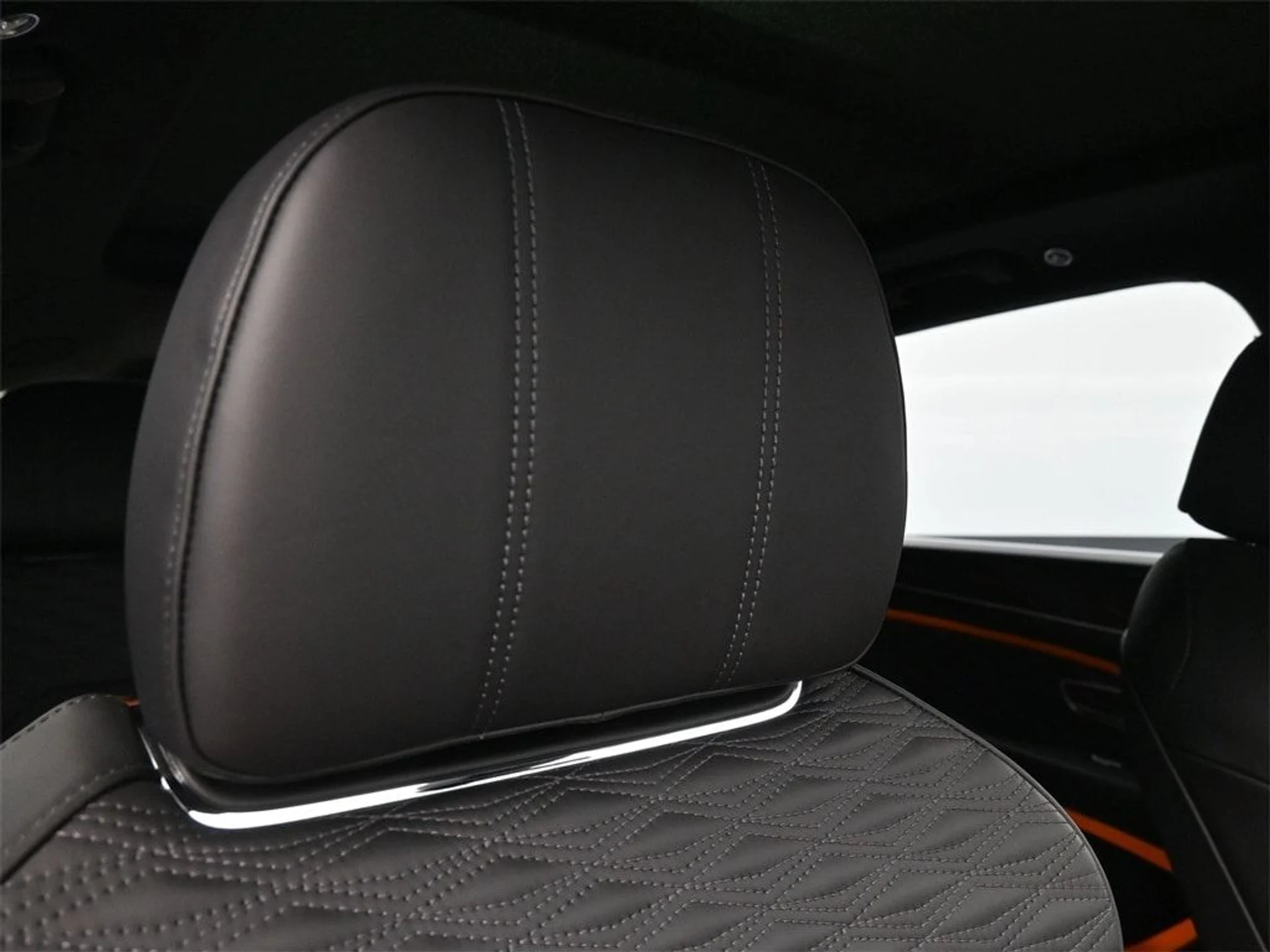 mph017_2240608830_da8a67a3e4706ae06f606c03eaaca952x_bda0bbe700